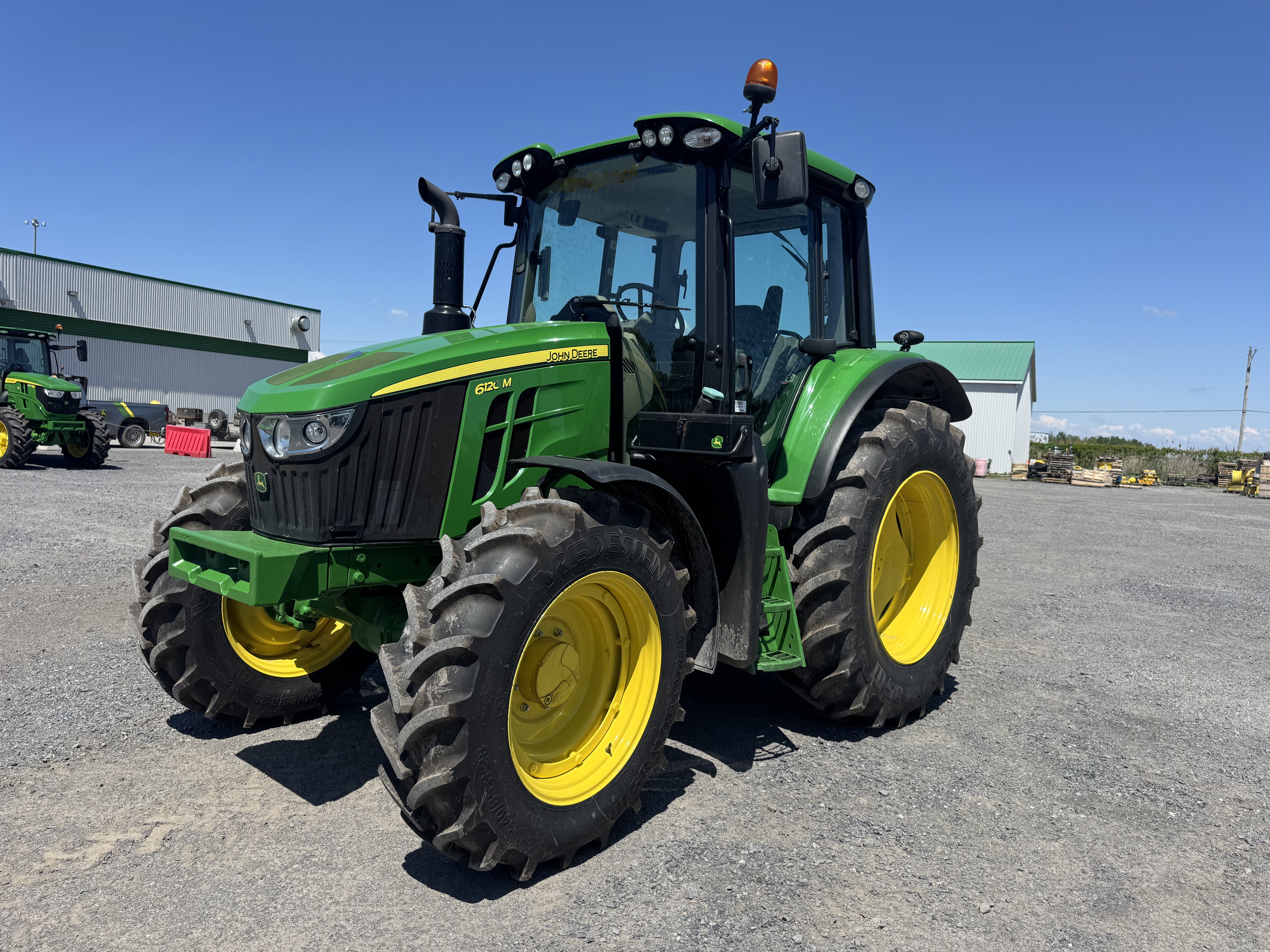 John Deere 6120M