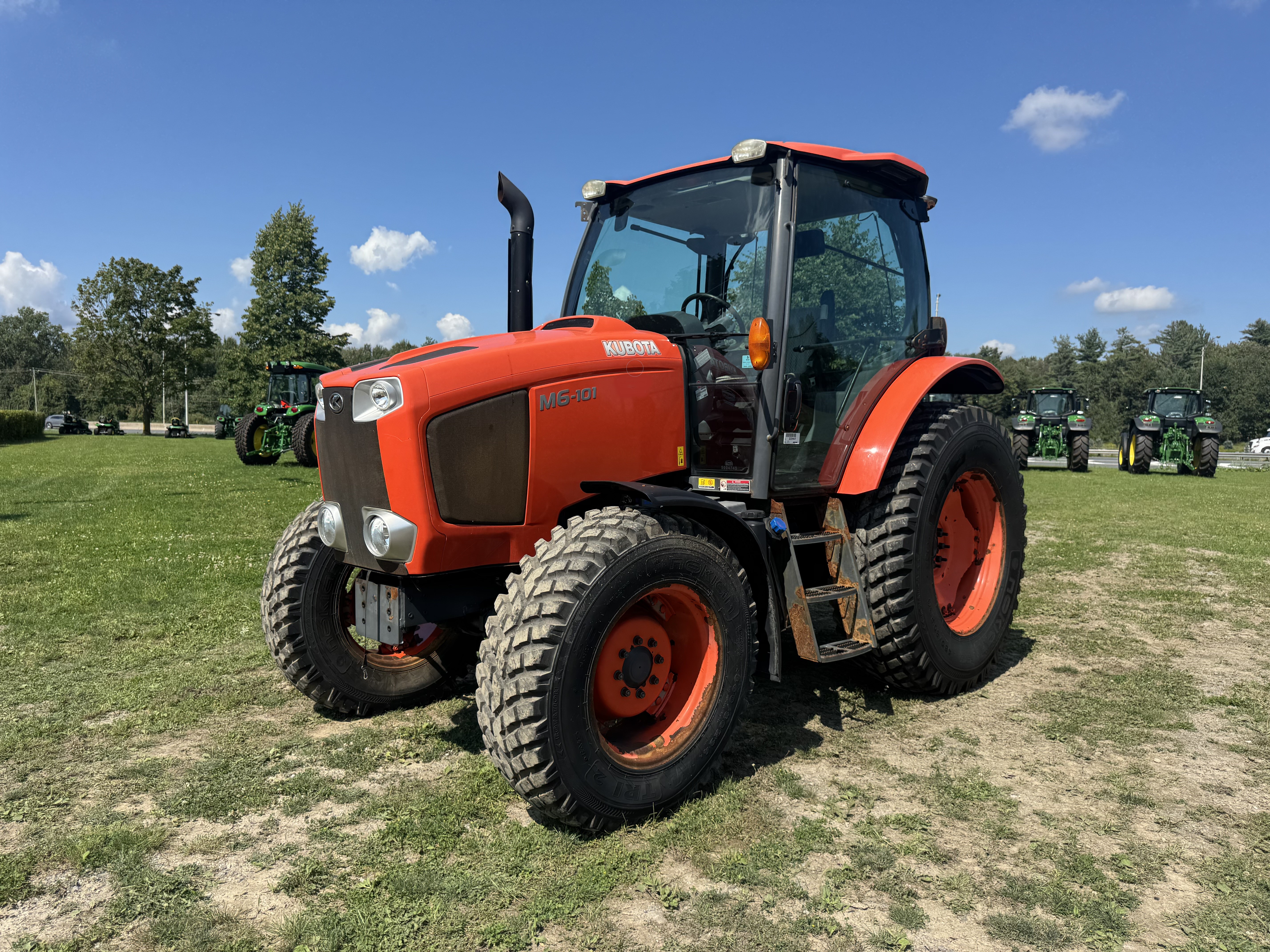 Kubota M6-101