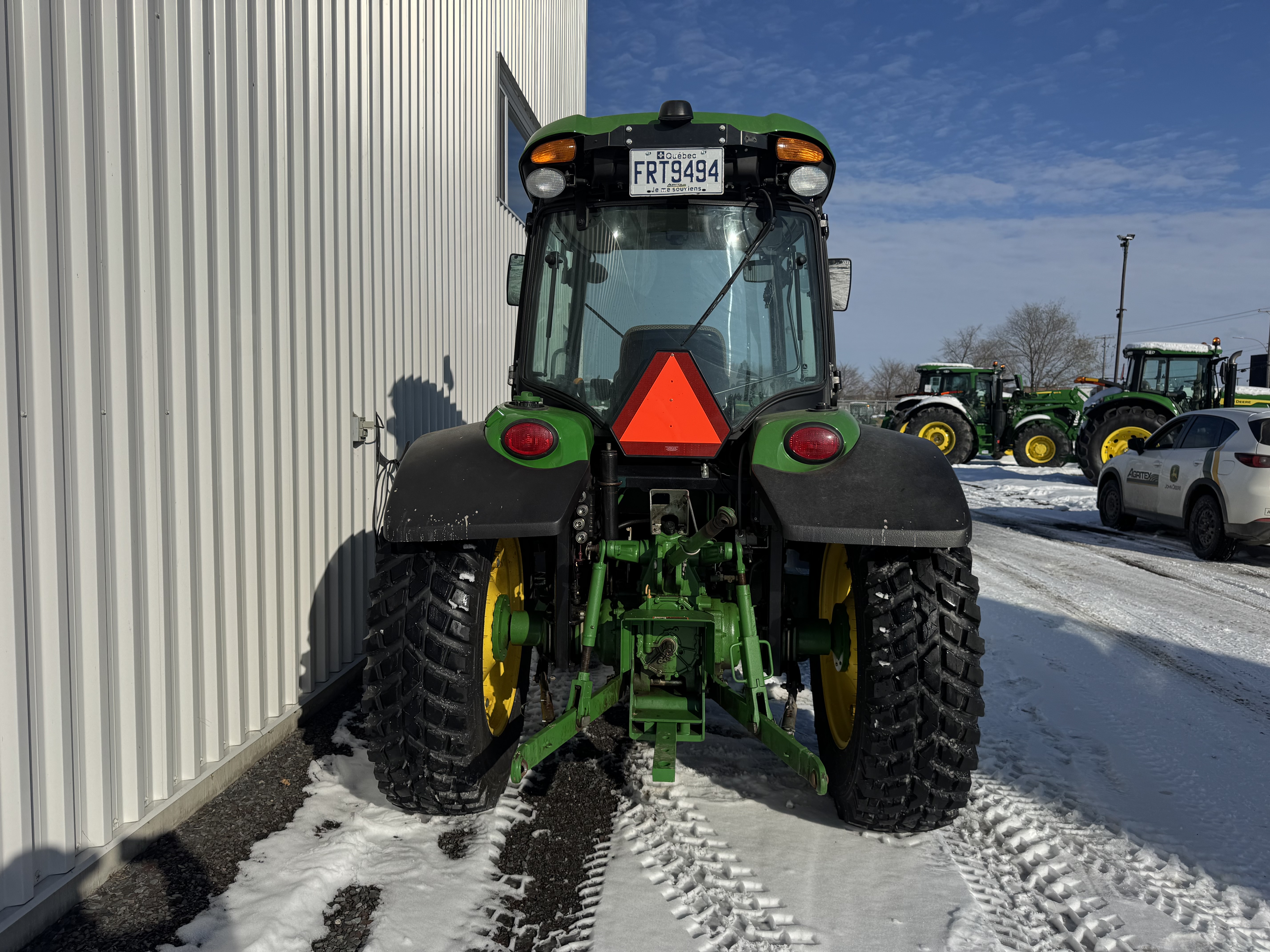 John Deere 4066R GRATTE NOKIAN    