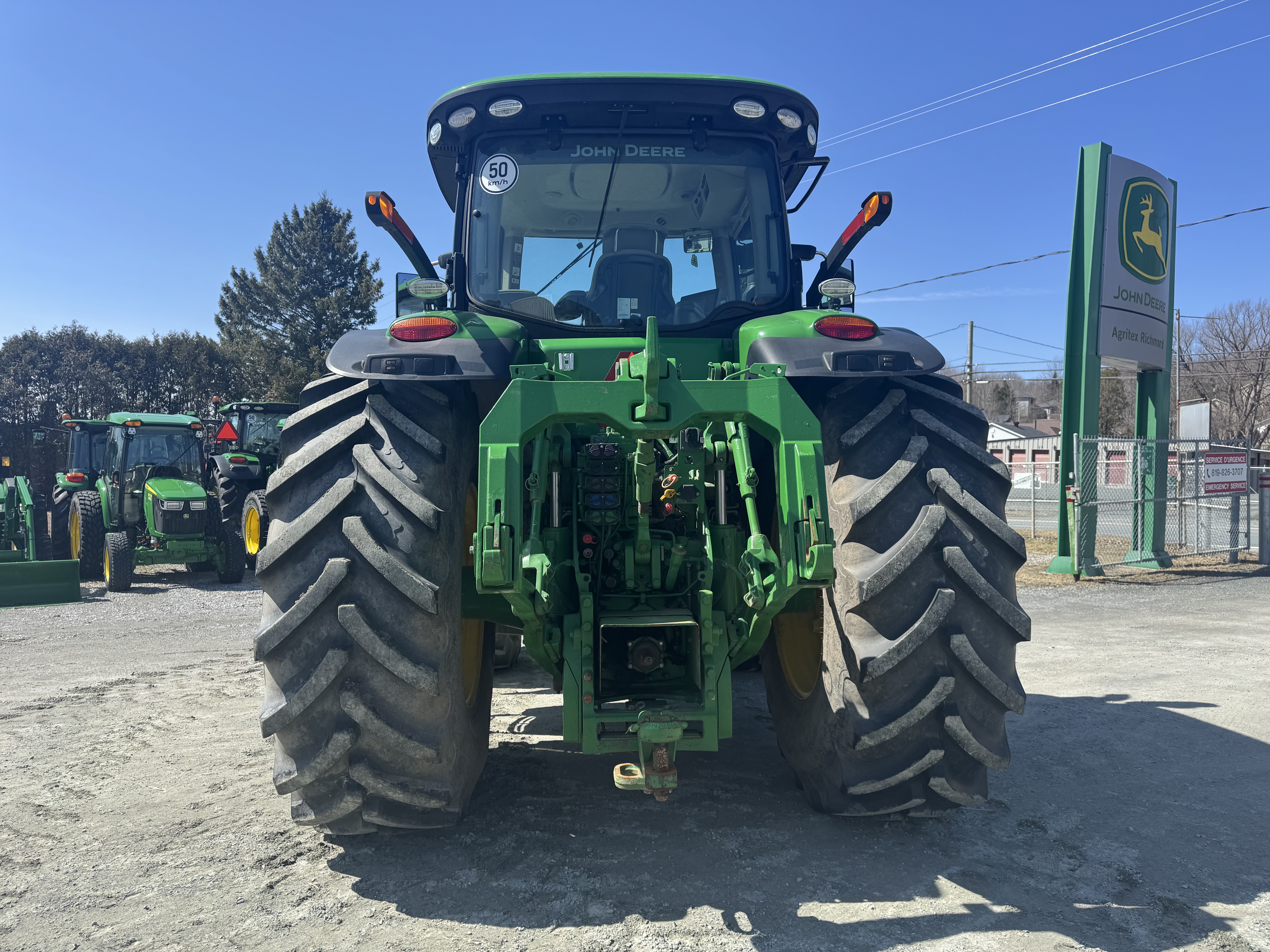 John Deere 8270R 