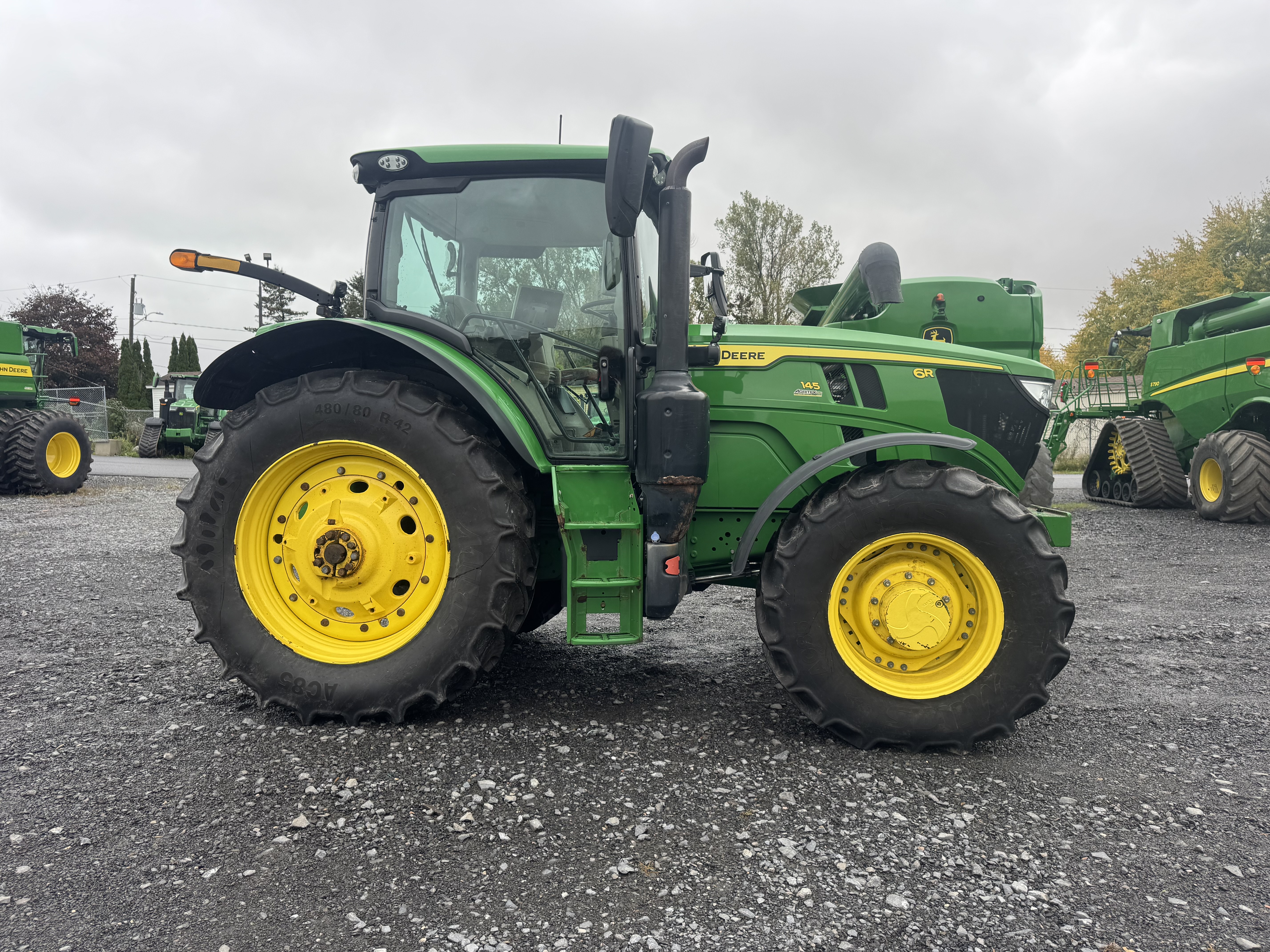 John Deere 6R 145