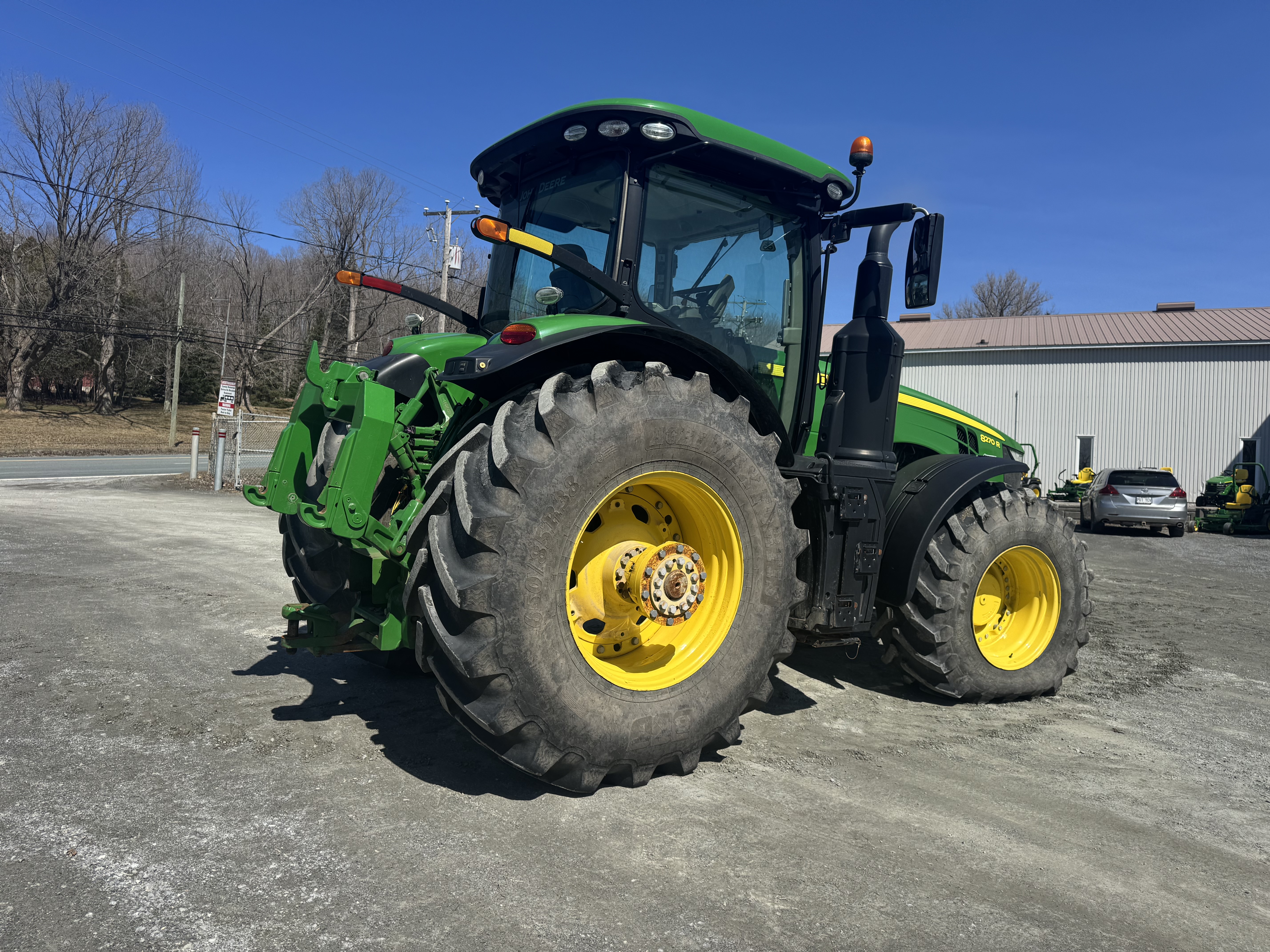 John Deere 8270R 