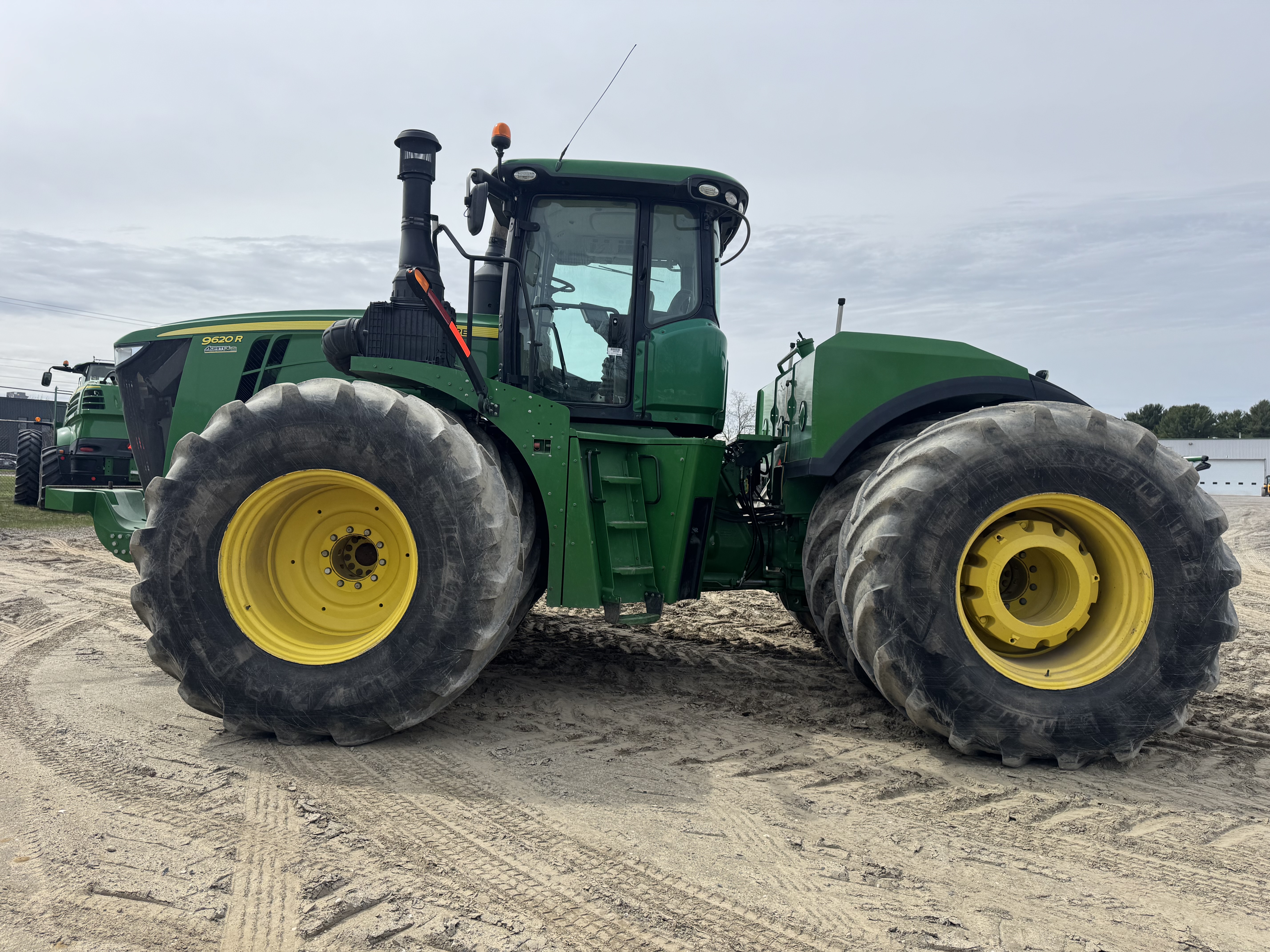 John Deere 9620R
