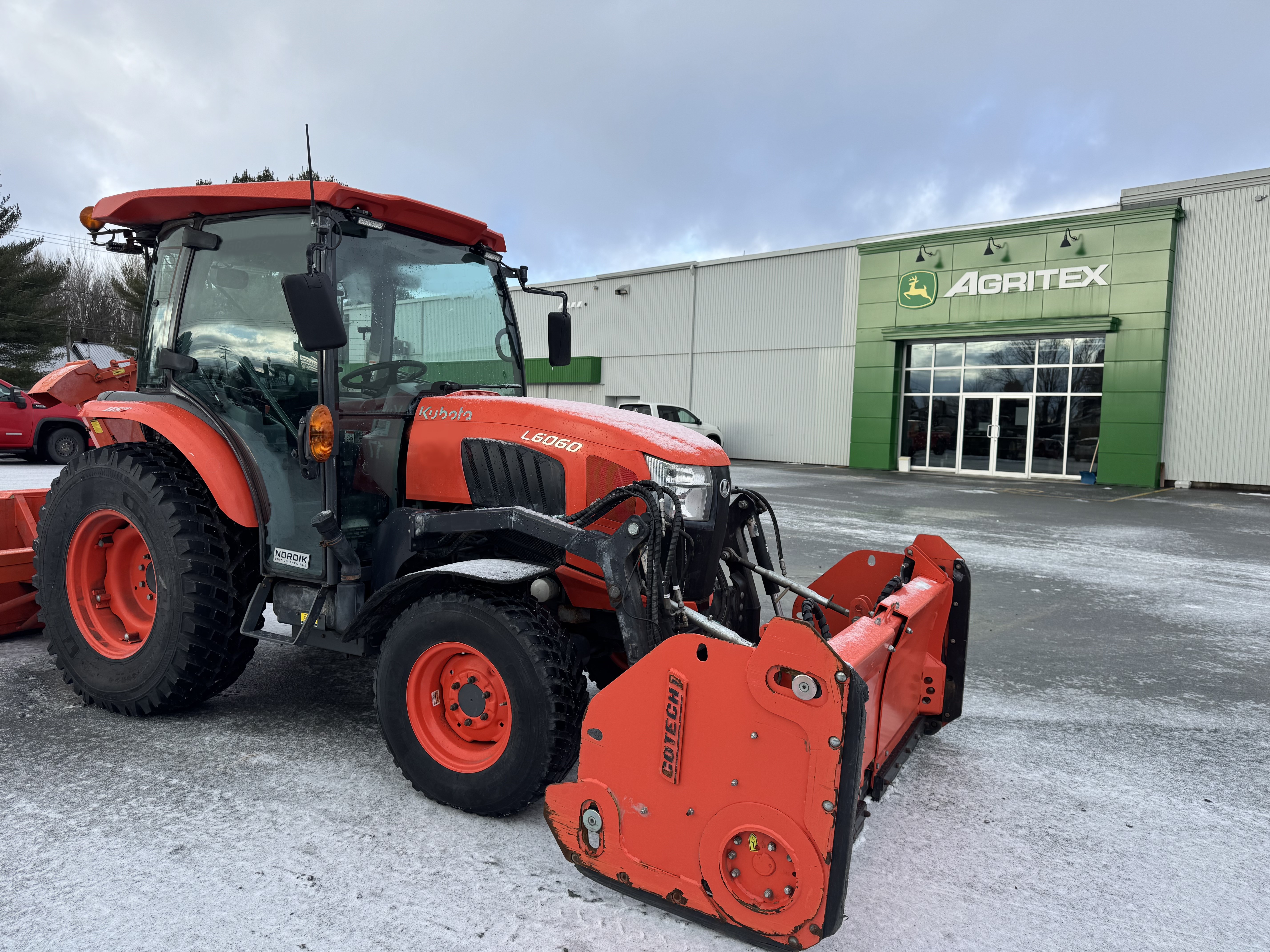 Kubota L6060 GRATTE NOKIAN