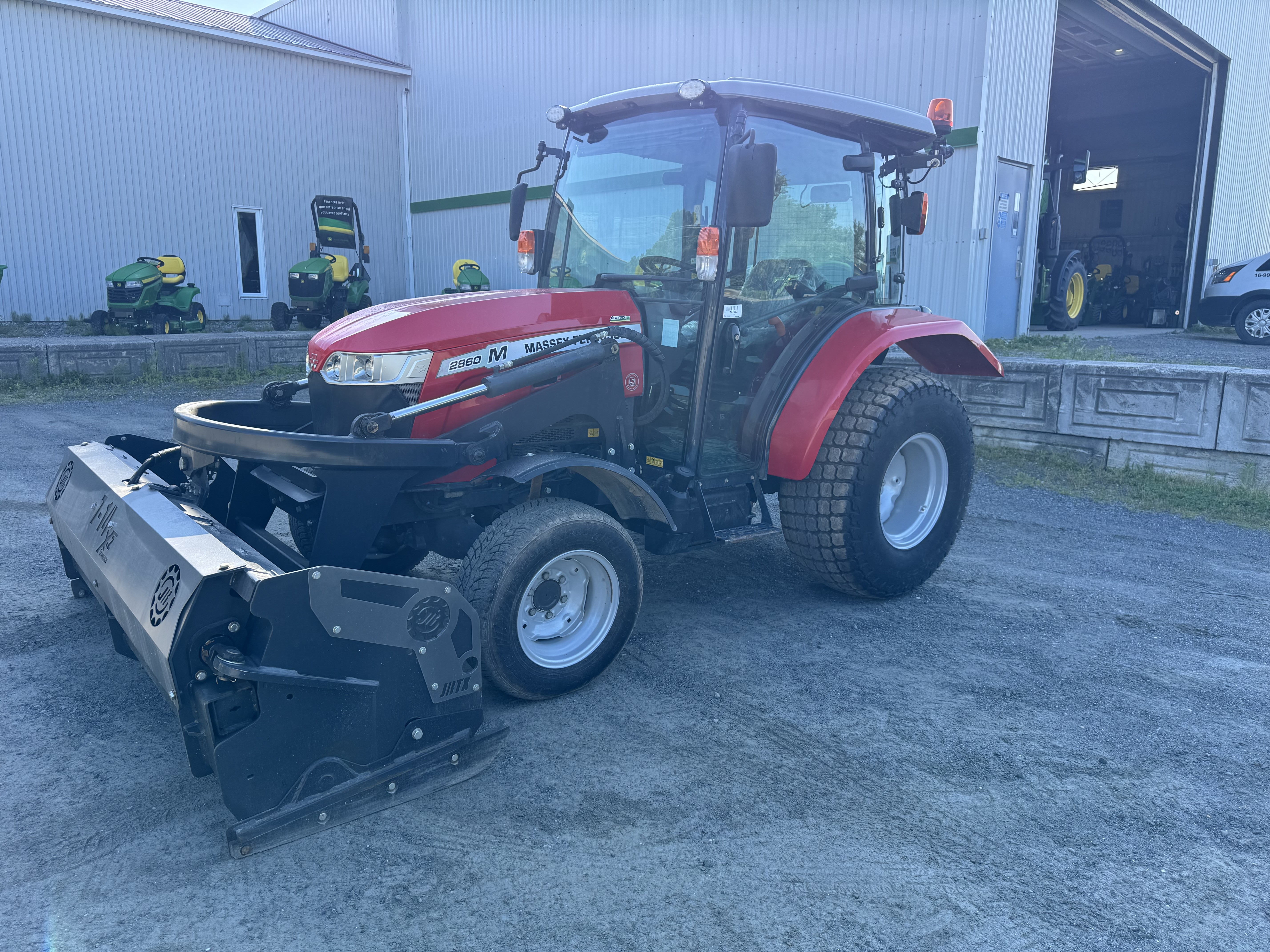 Massey Ferguson 2860M 