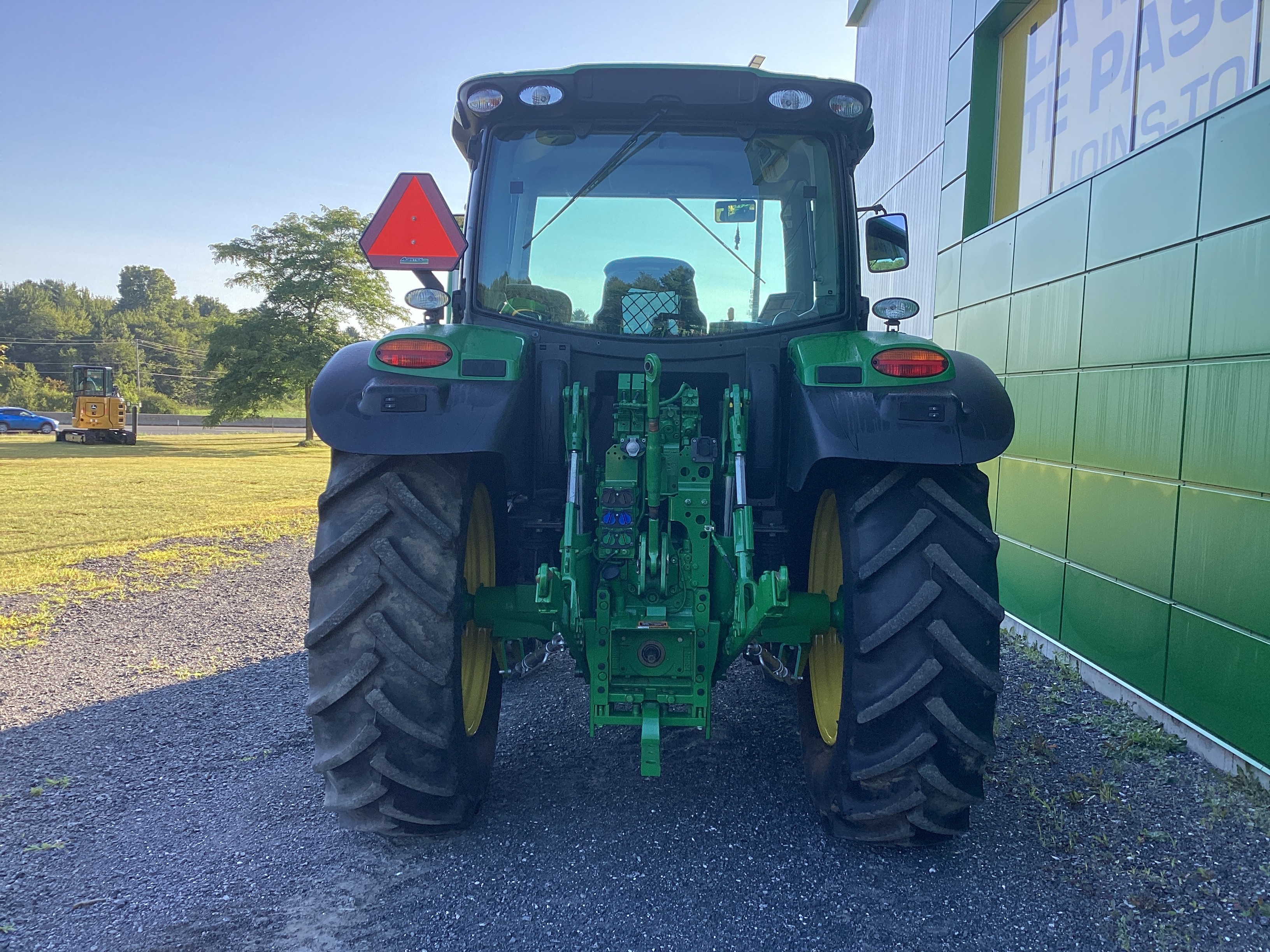 John Deere 6110R