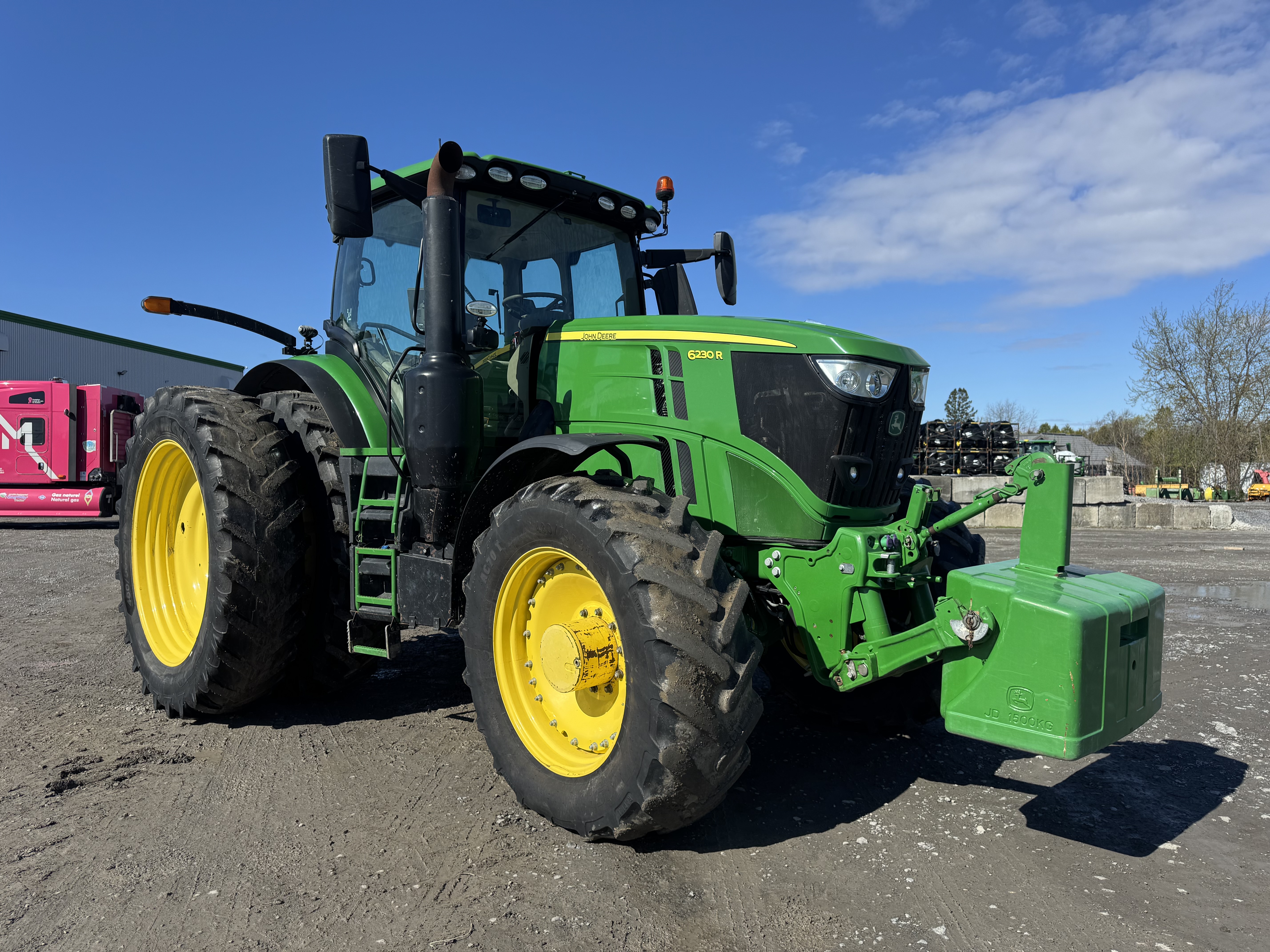 John Deere 6230R FRT HITCH