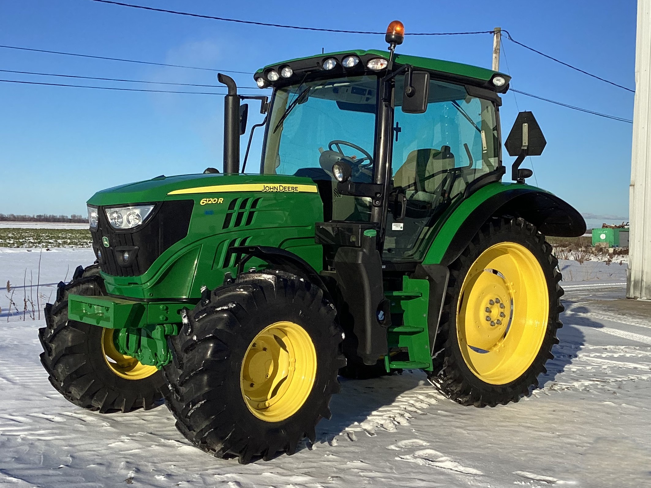 John Deere 6120R 