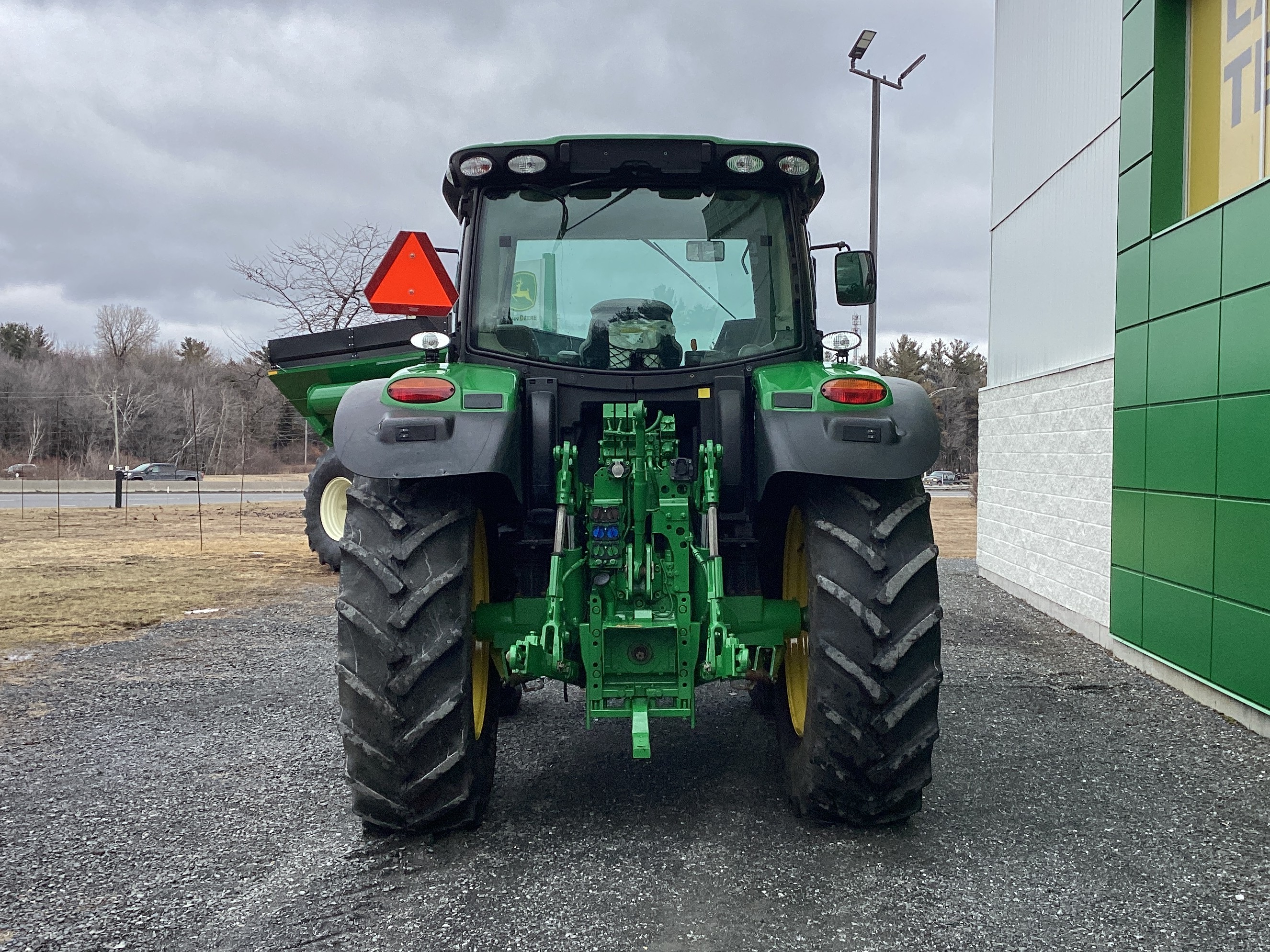 John Deere 6110R