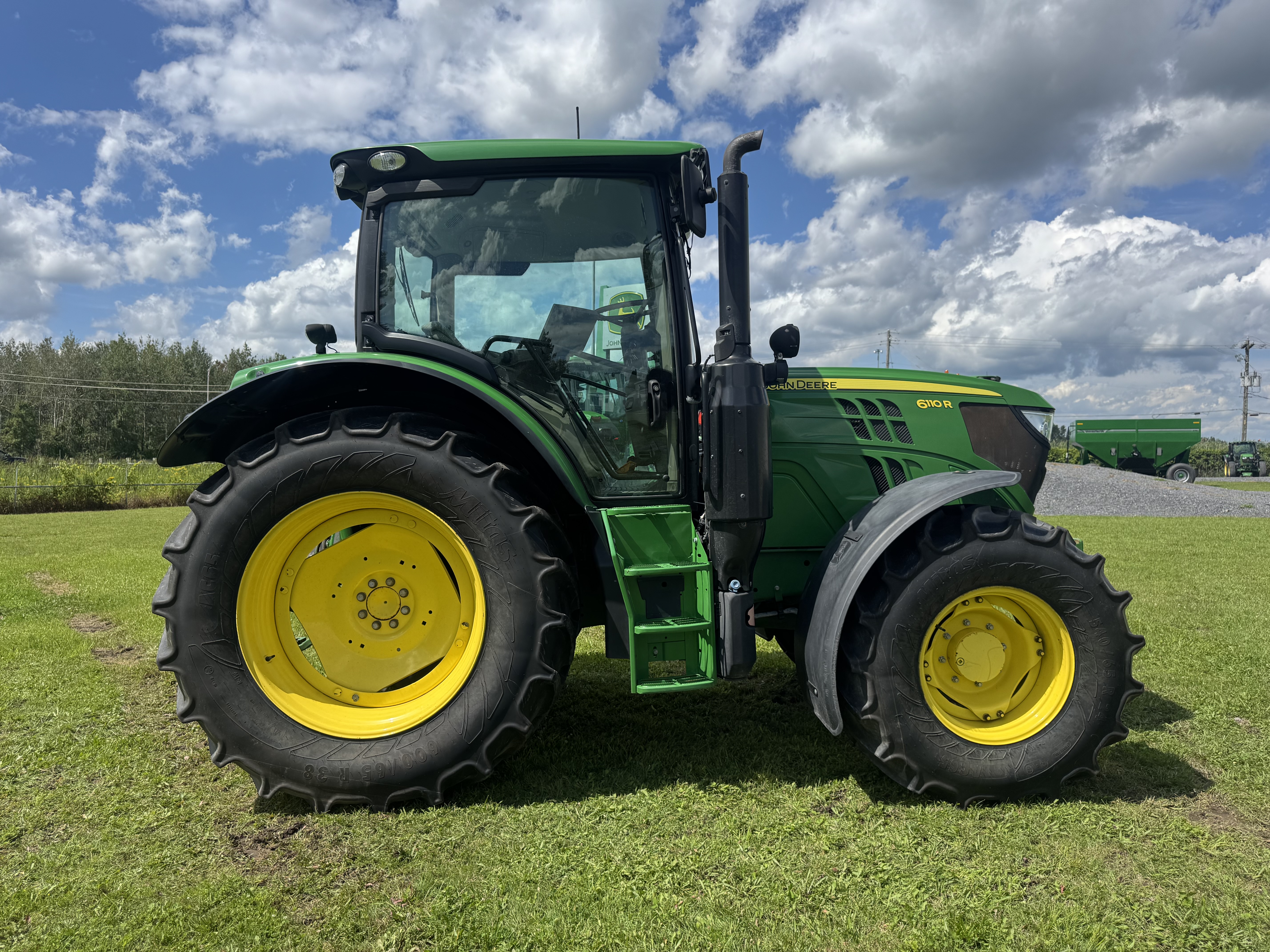 John Deere 6110R