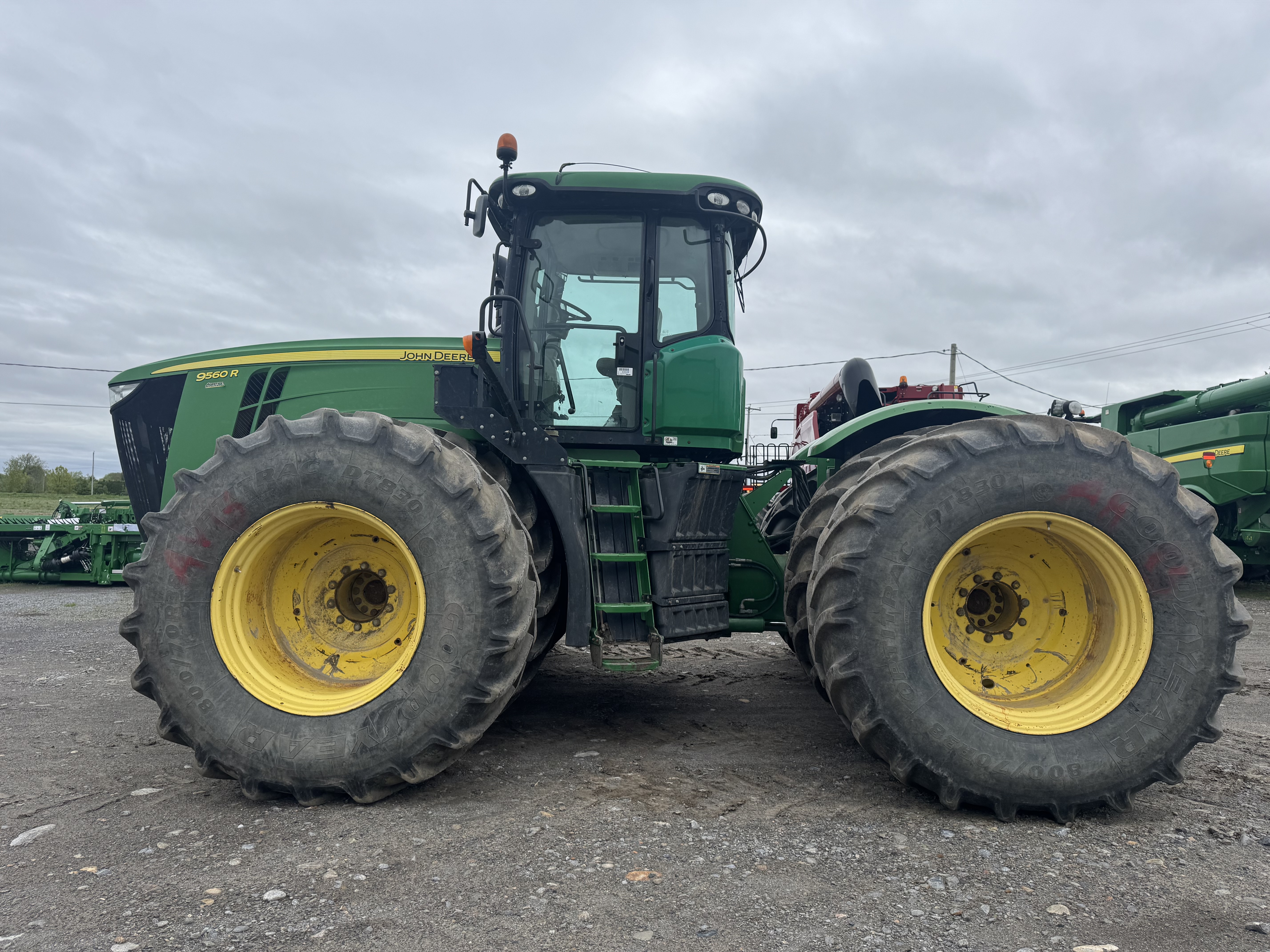 John Deere 9560R
