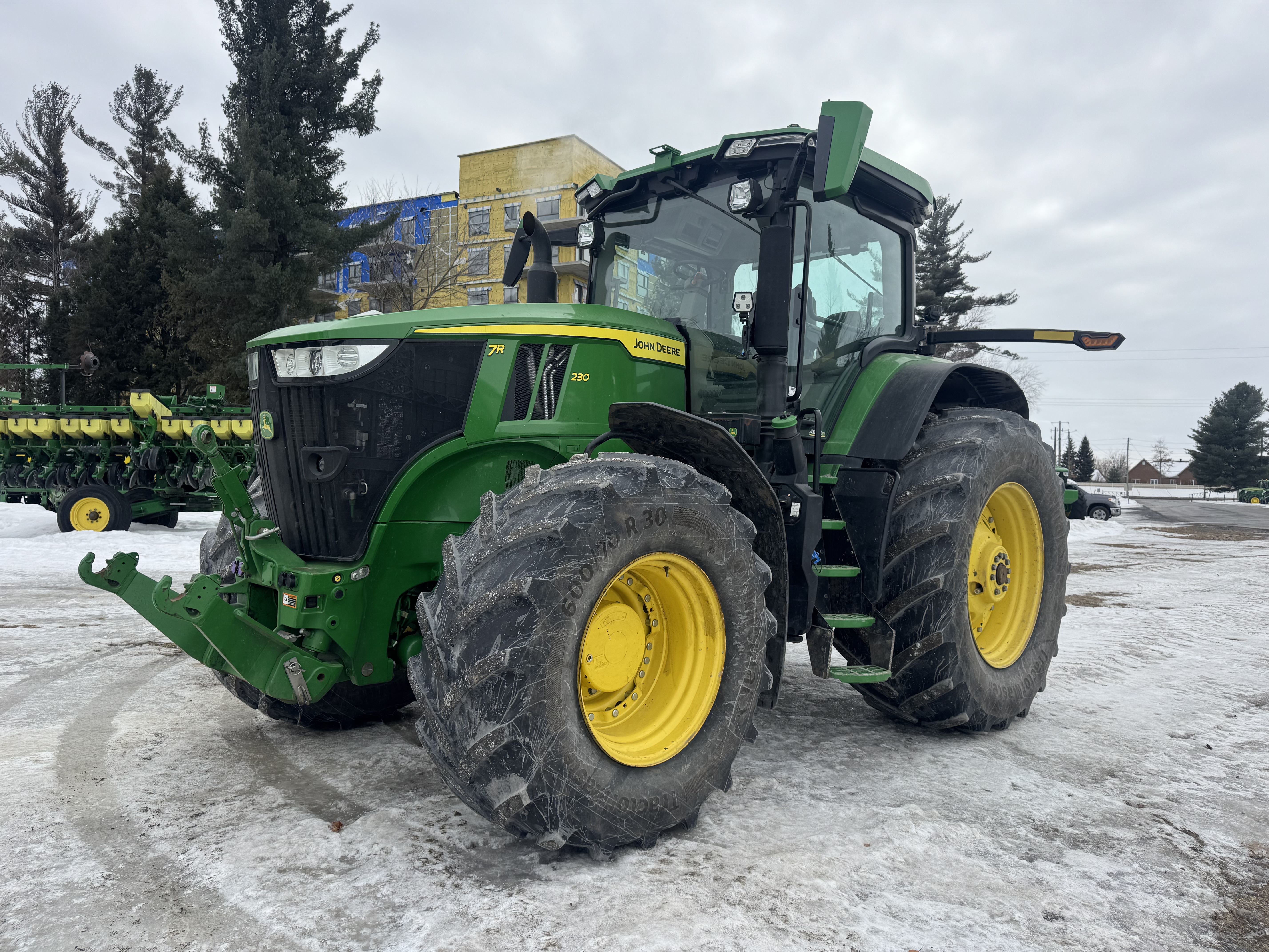 John Deere 7R 230 FRT HTCH PTO