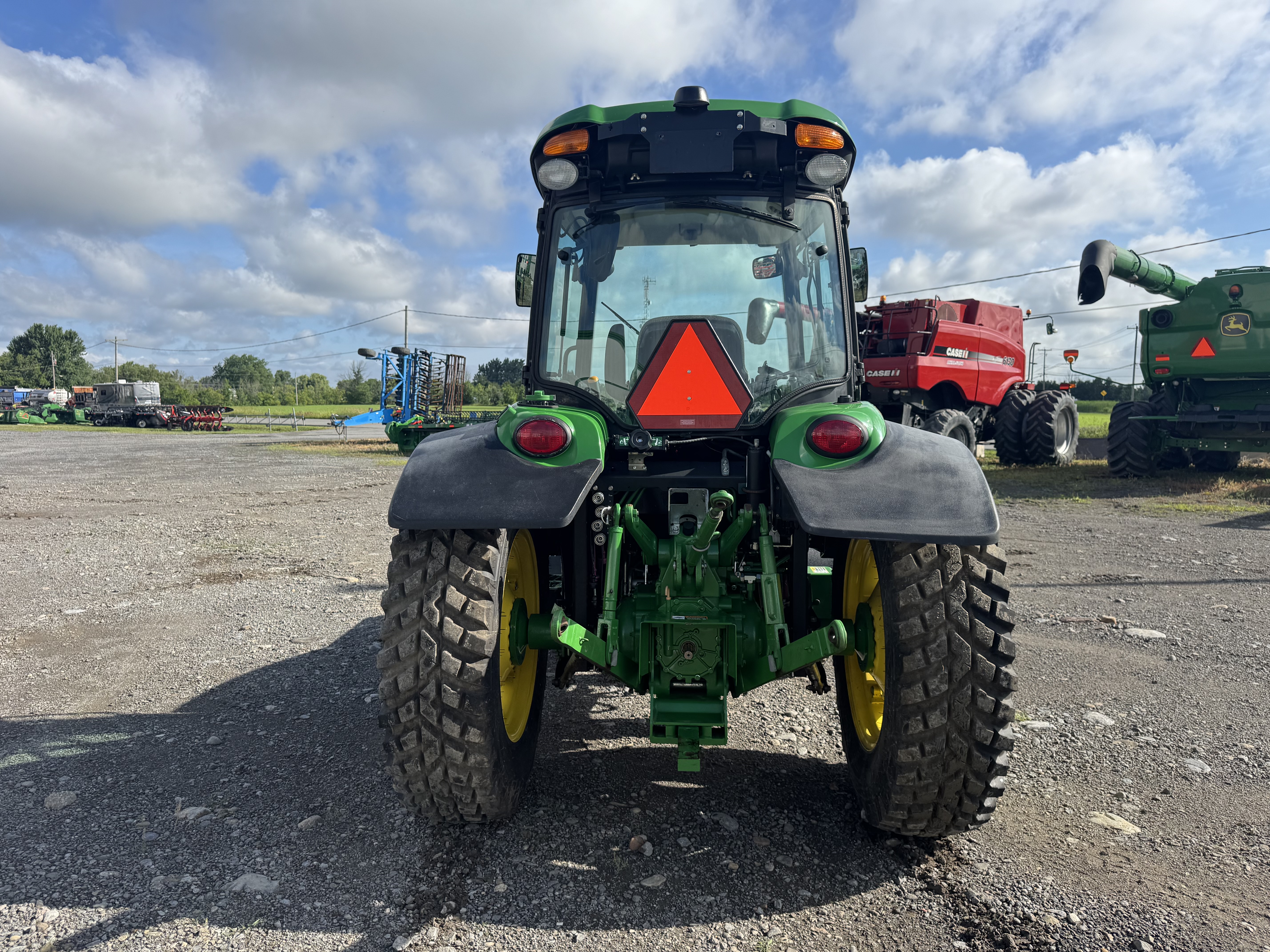 John Deere 4066R GRATTE NOKIAN