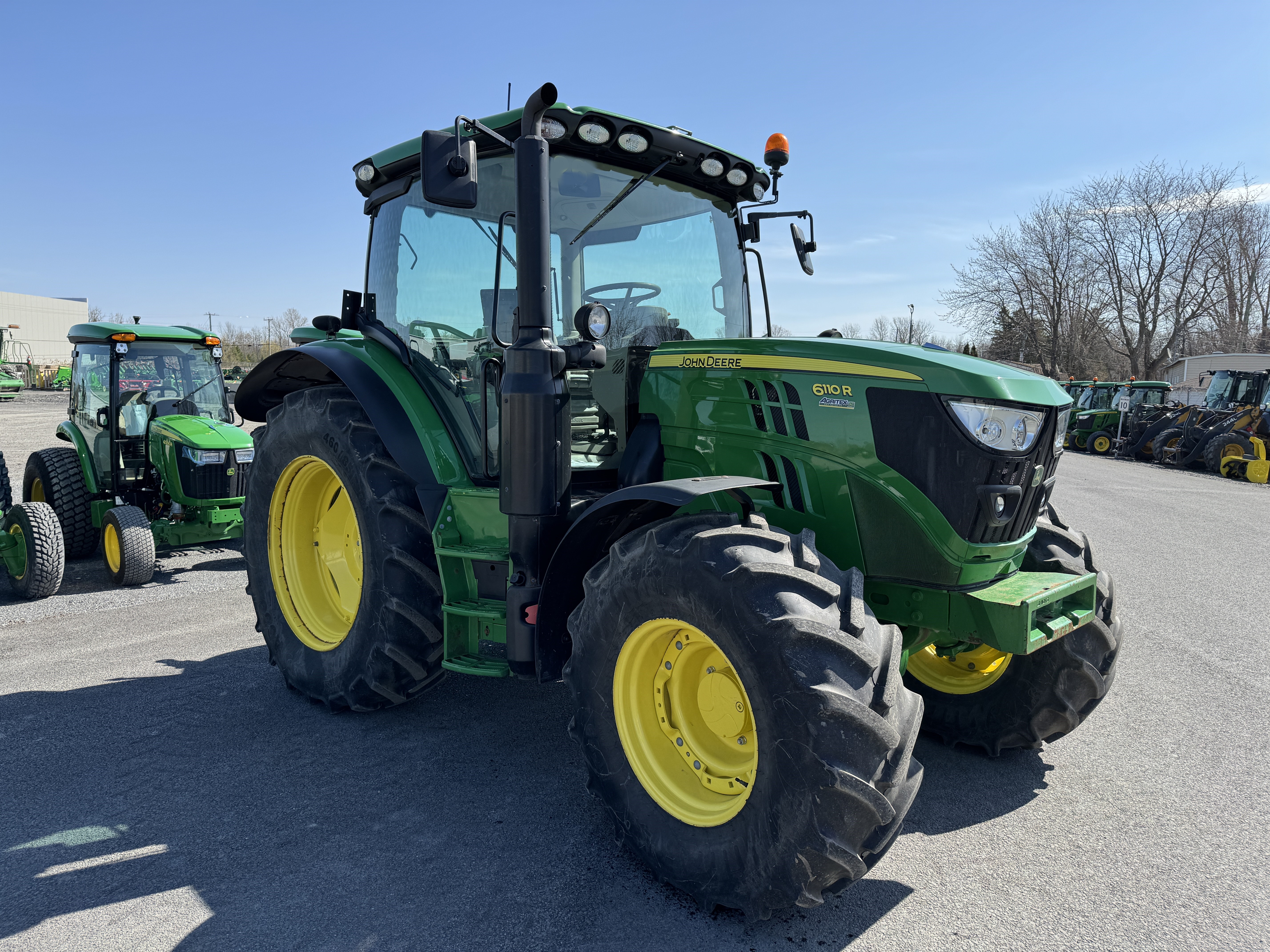 John Deere 6110R