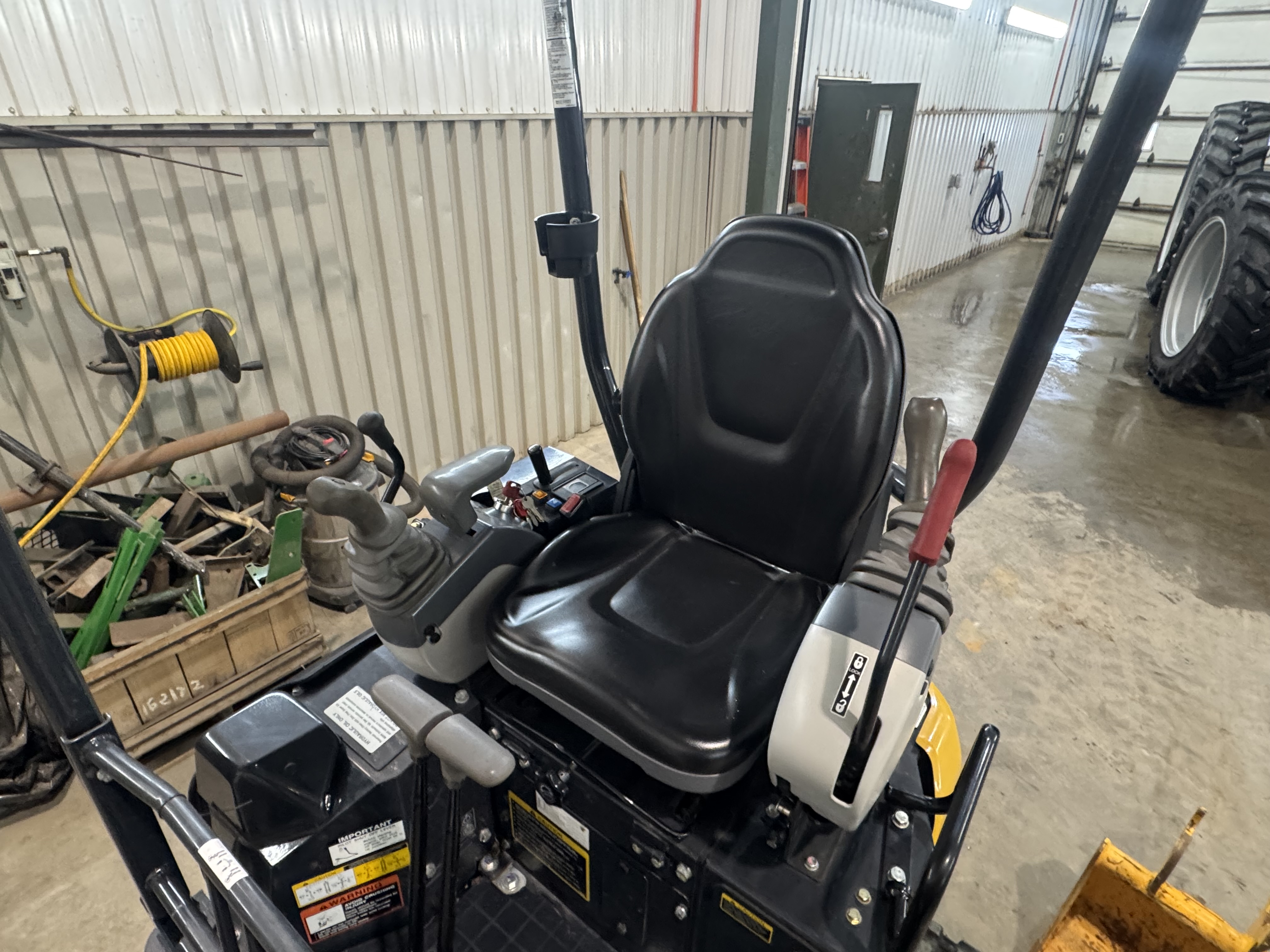 John Deere 17G