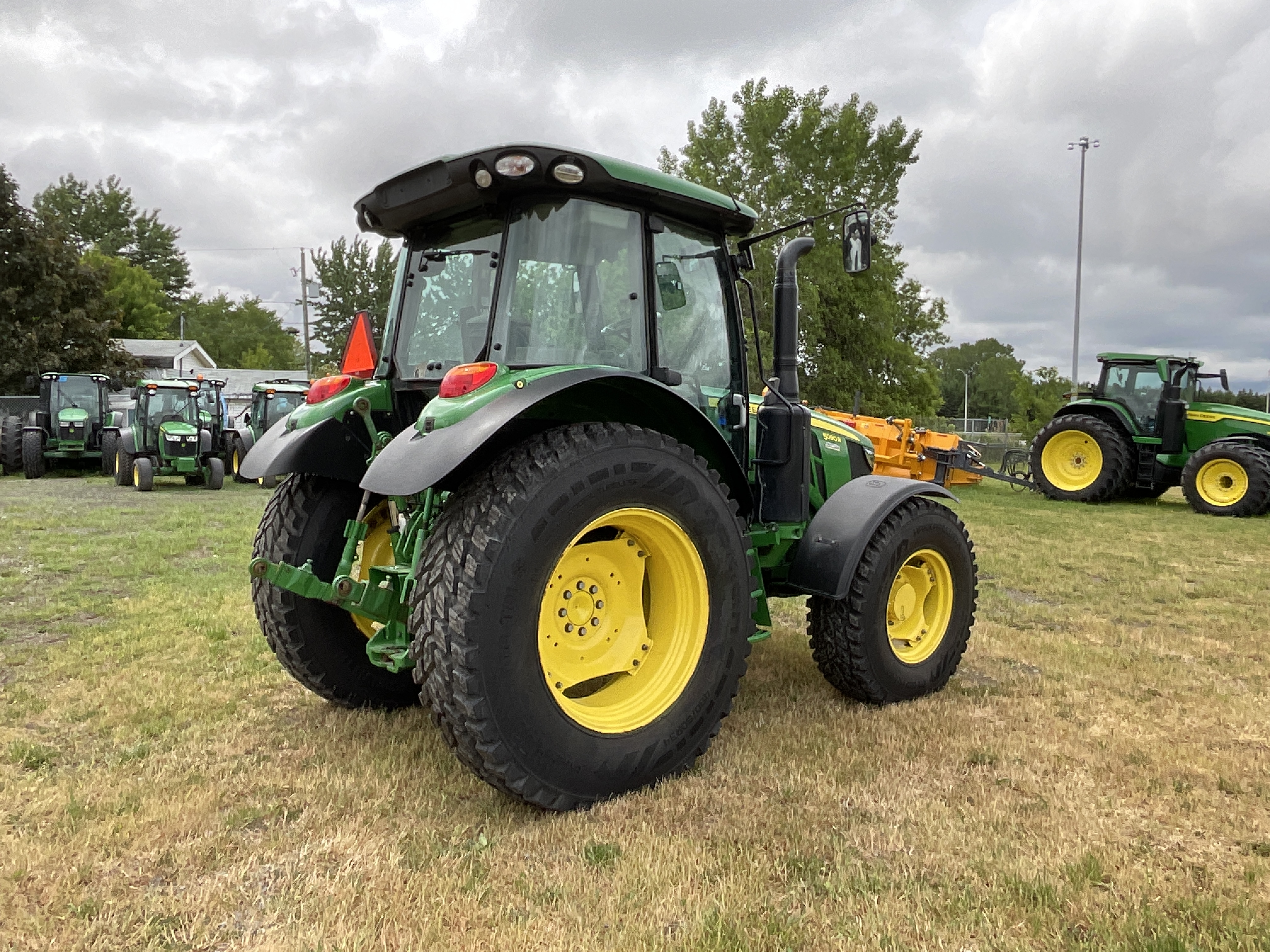 John Deere 5090R NOKIAN