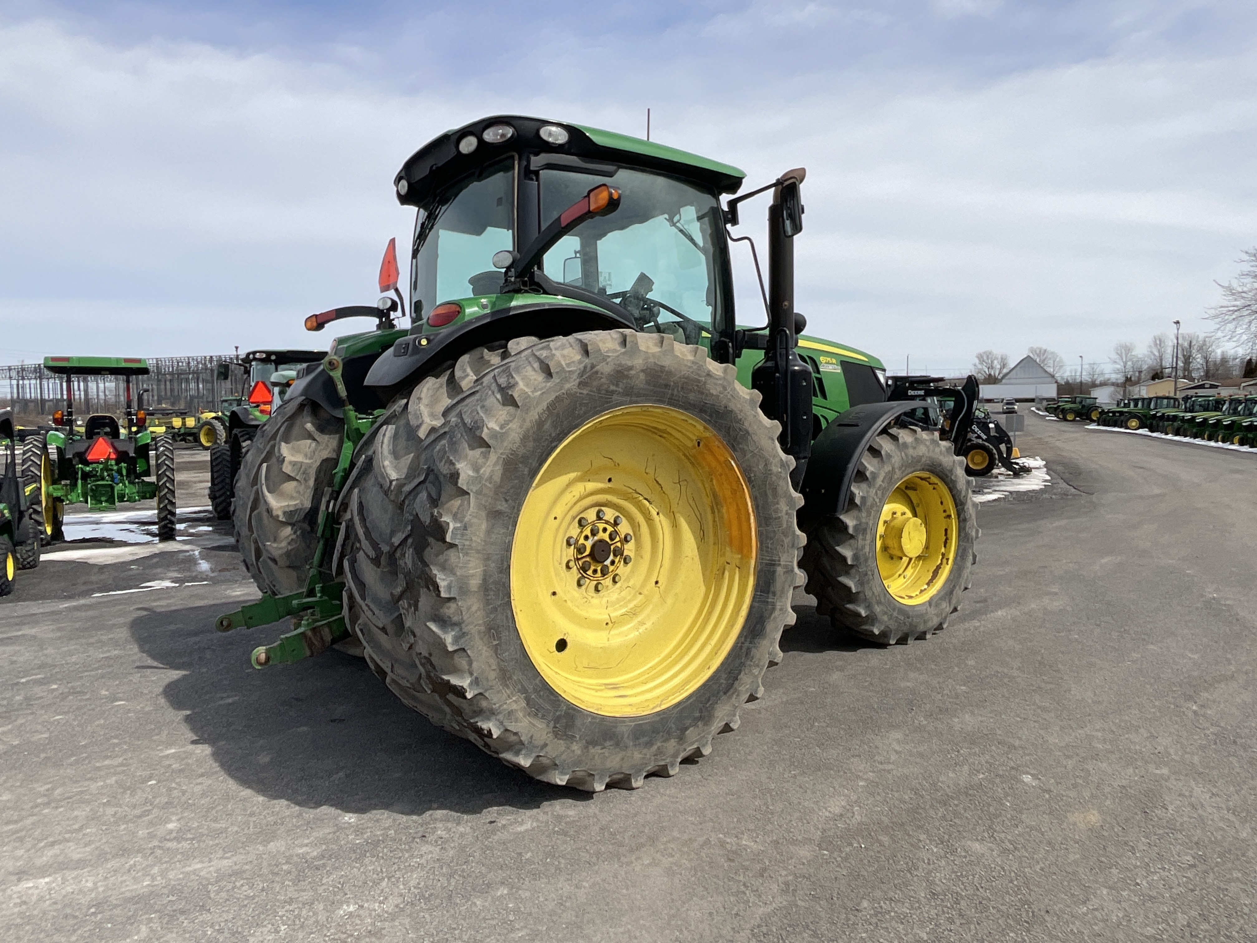 John Deere 6175R 