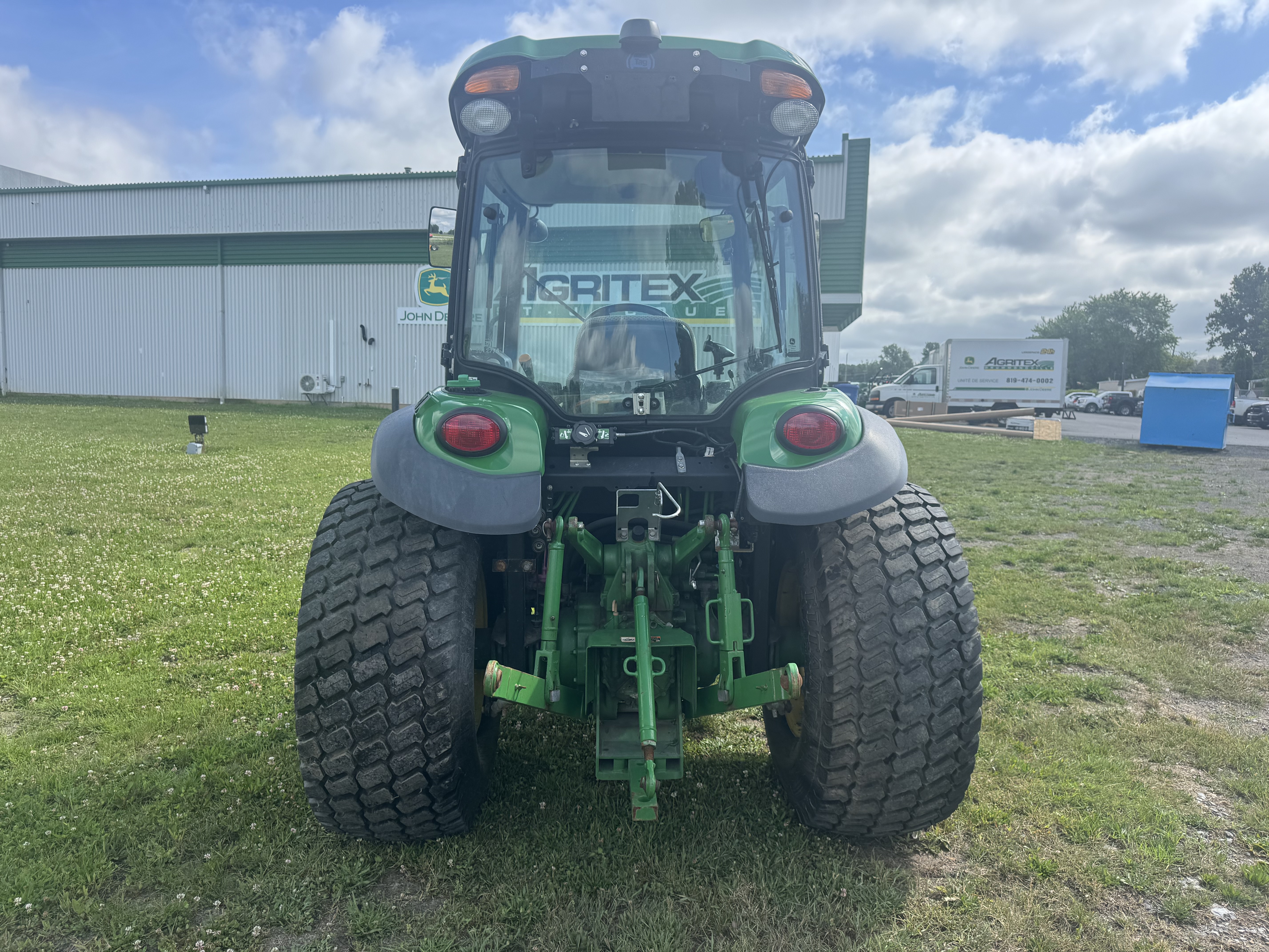 John Deere 4066R TURF    