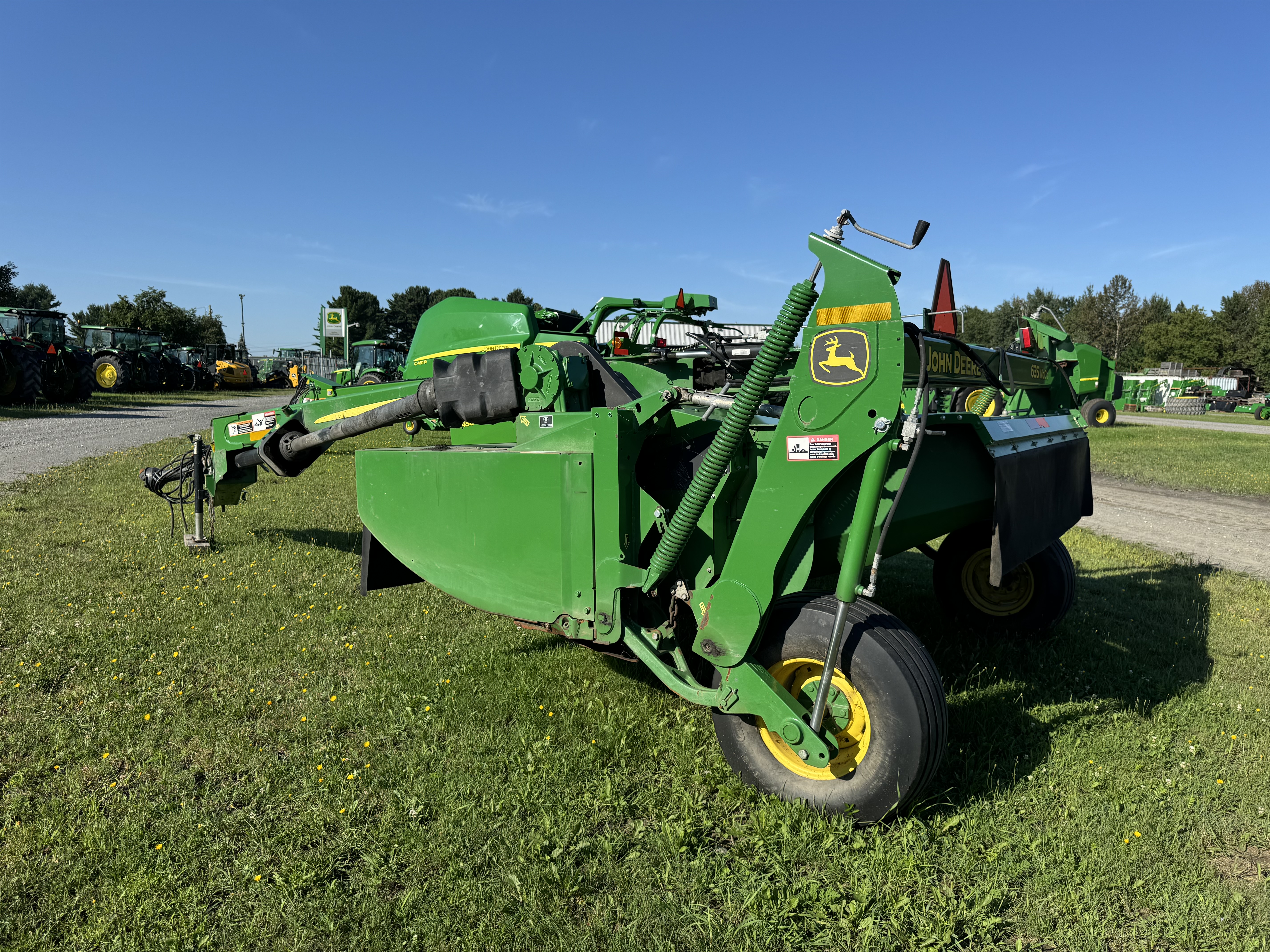 John Deere 635