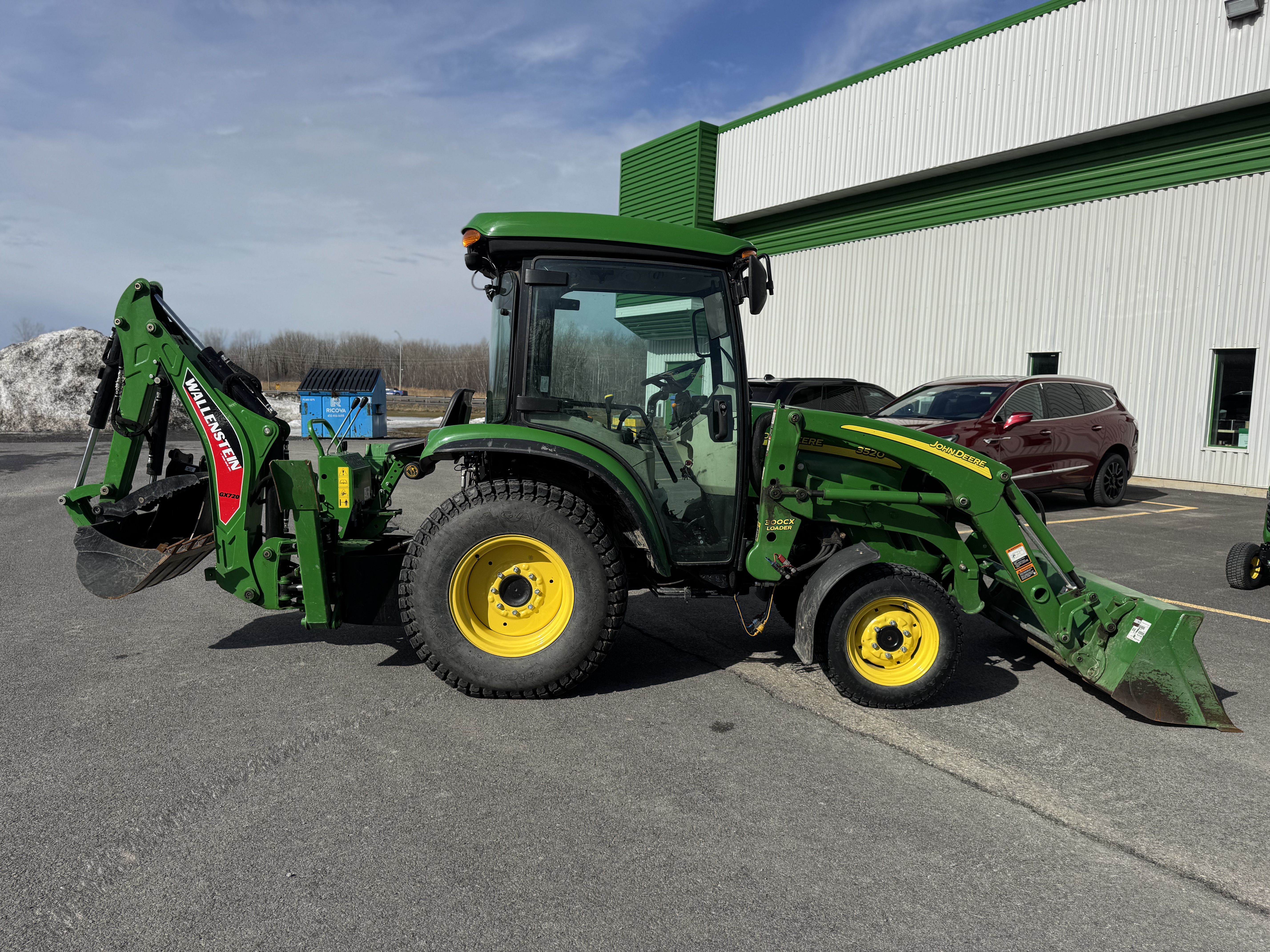 John Deere 3520 TLB