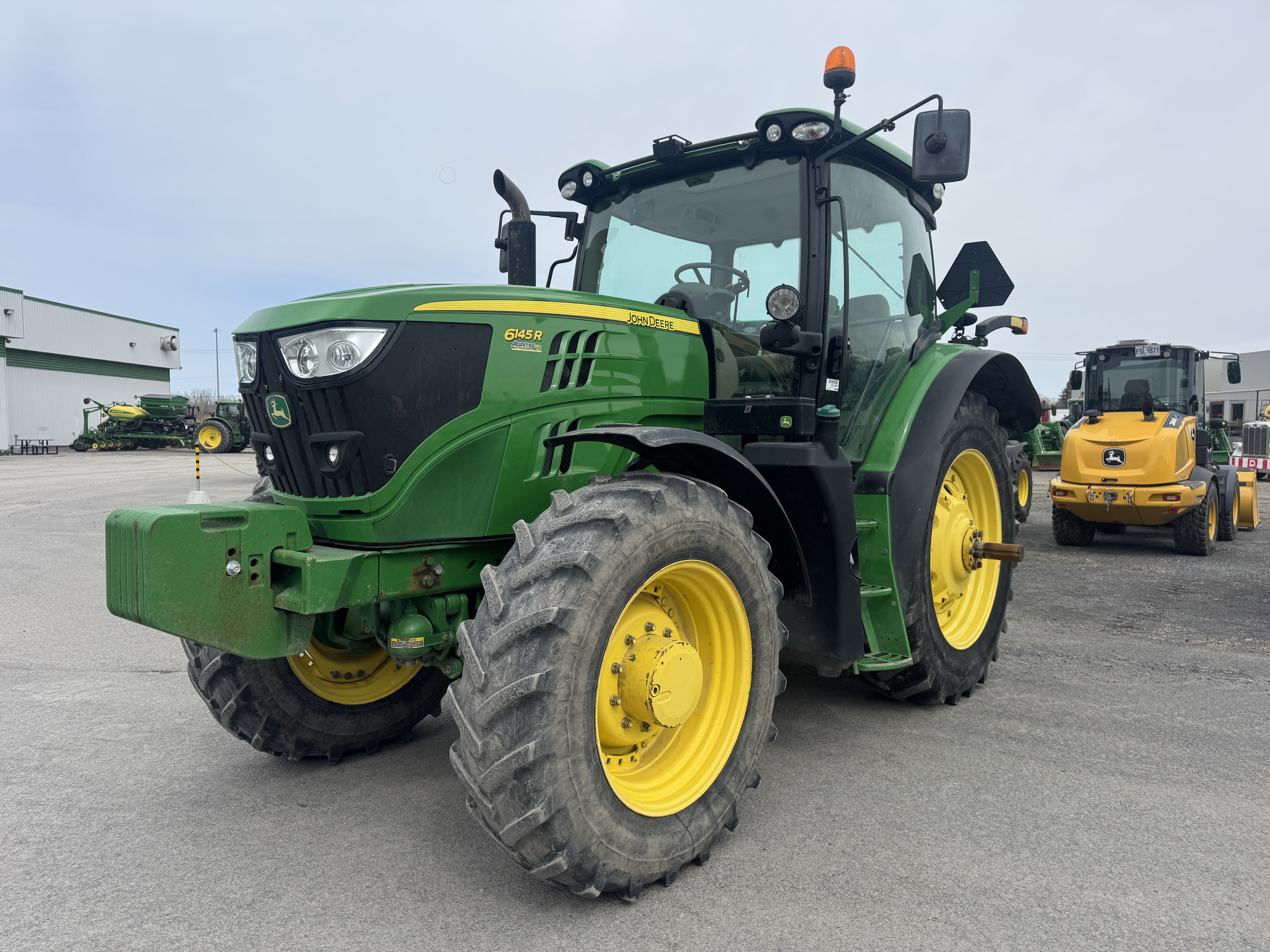 John Deere 6145R