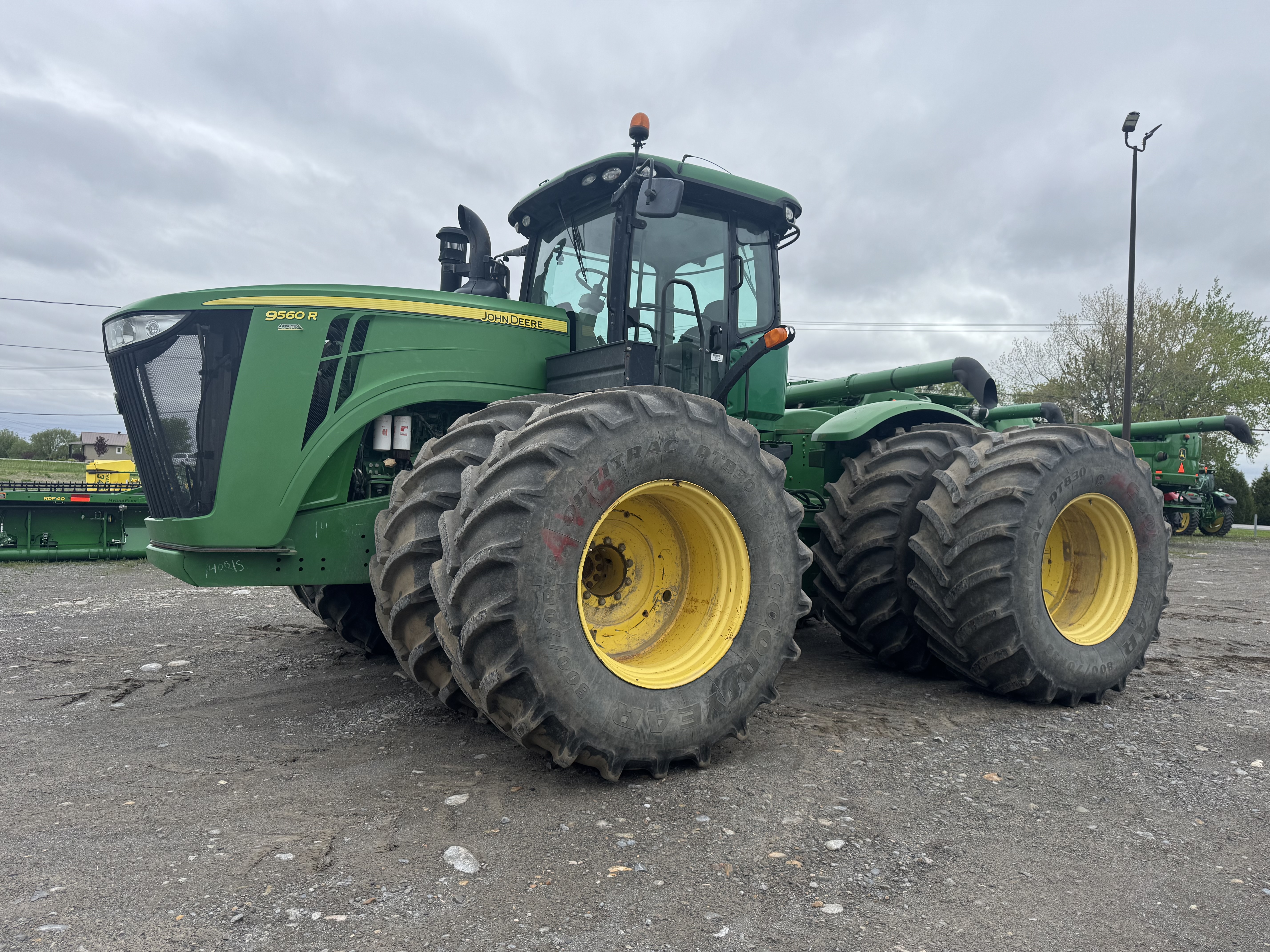 John Deere 9560R