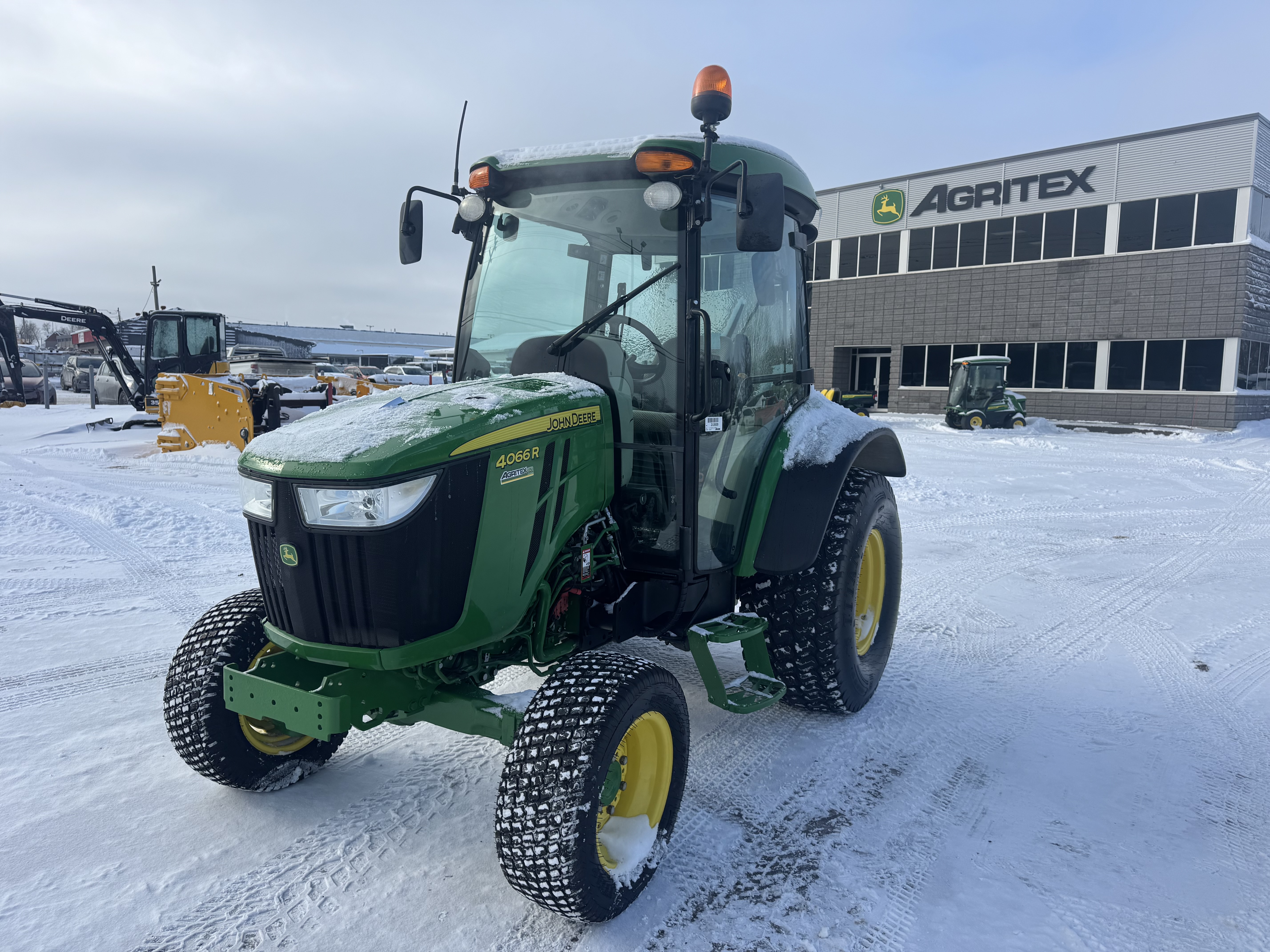 John Deere 4066R TURF