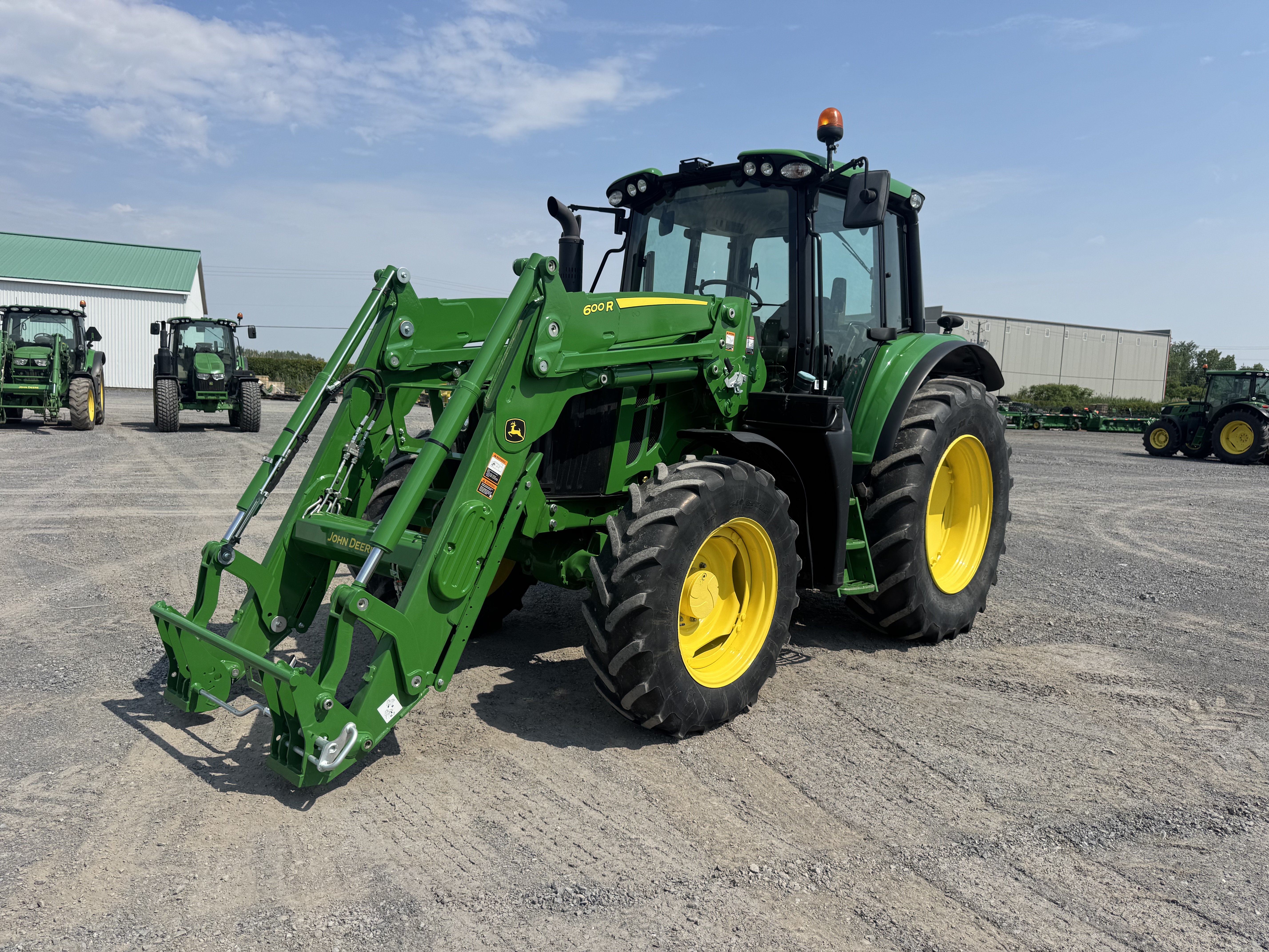 John Deere 6110M 