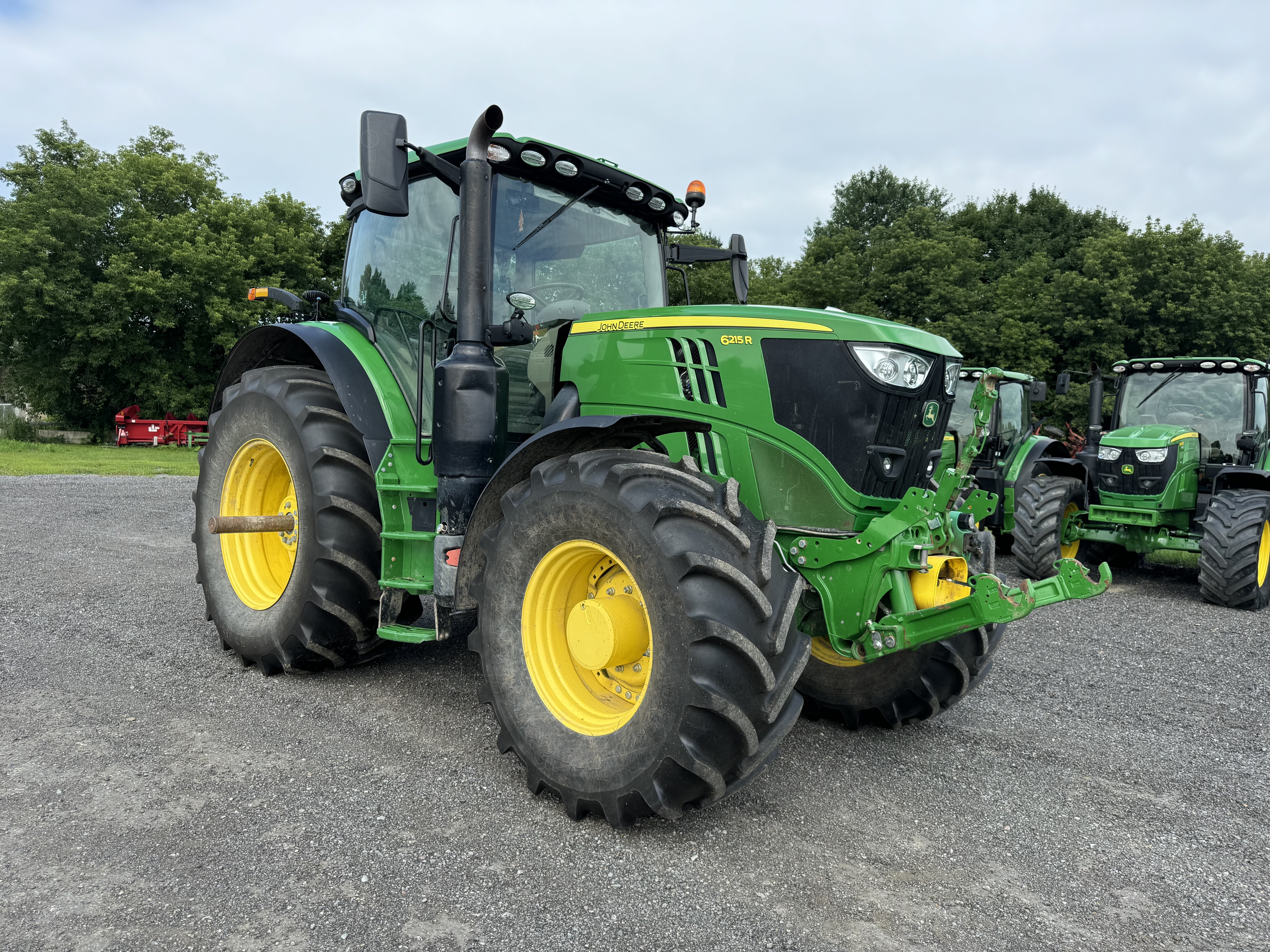 John Deere 6215R FRT HITCH PTO