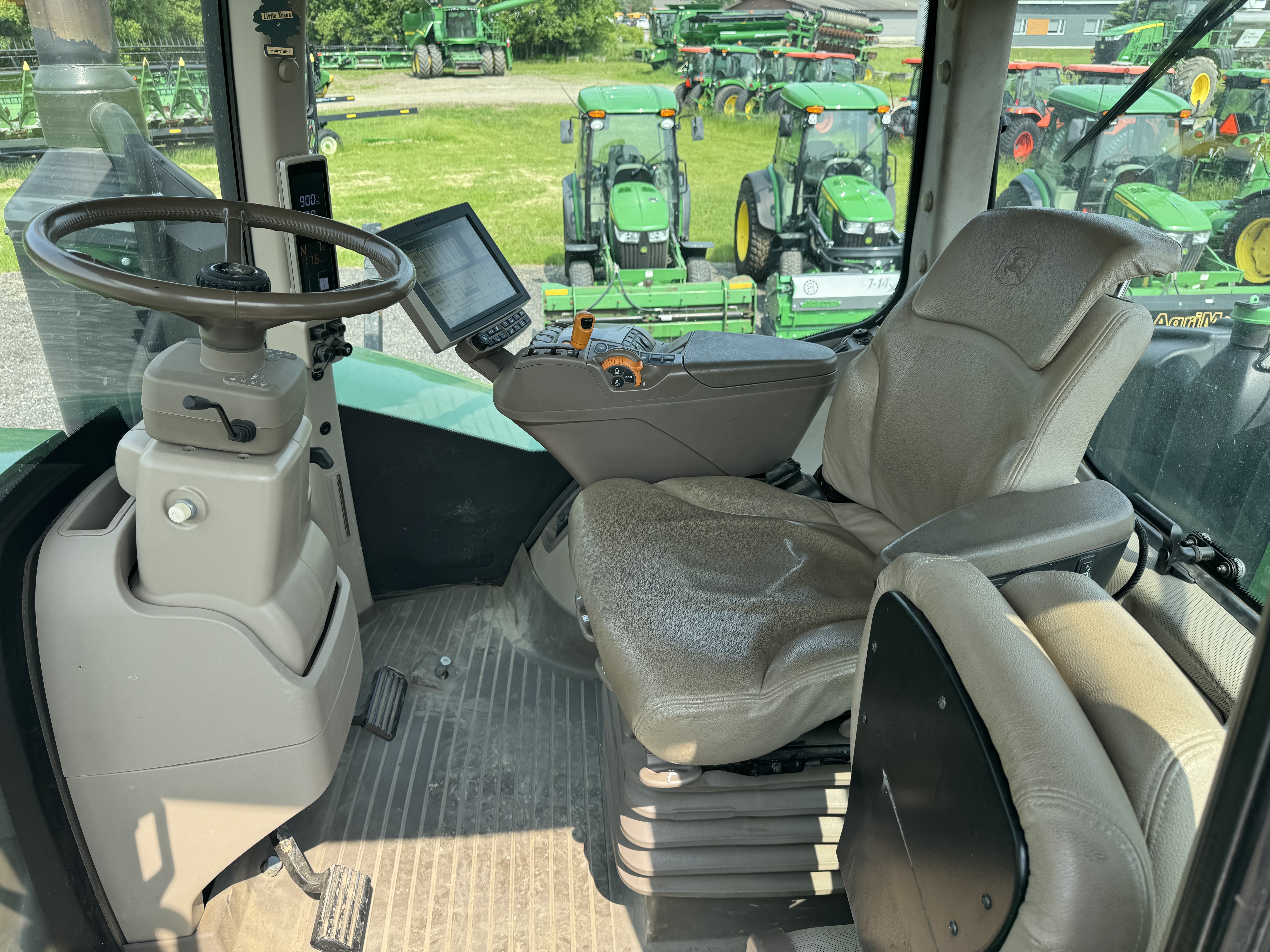 John Deere 9520R 