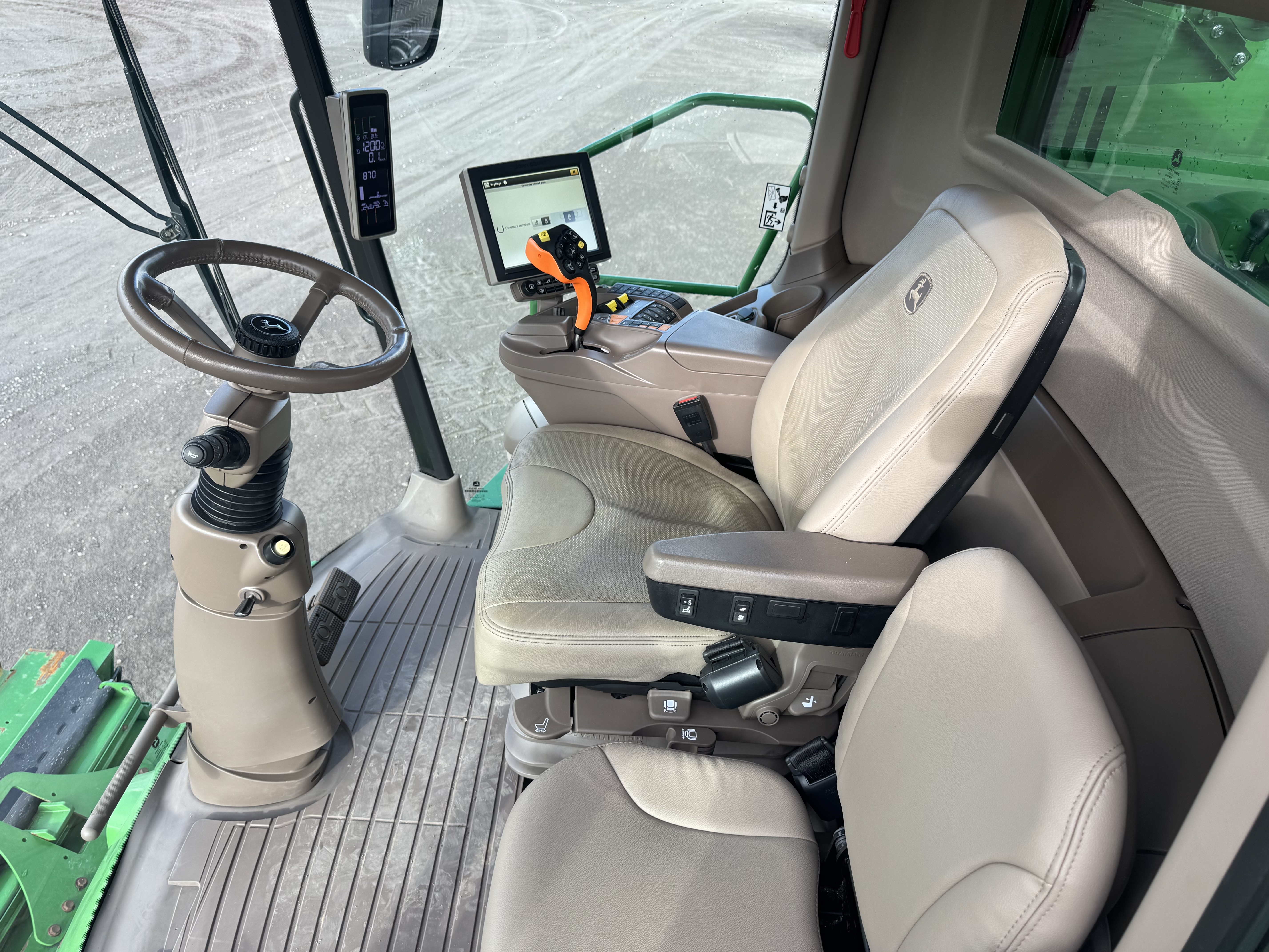 John Deere S790