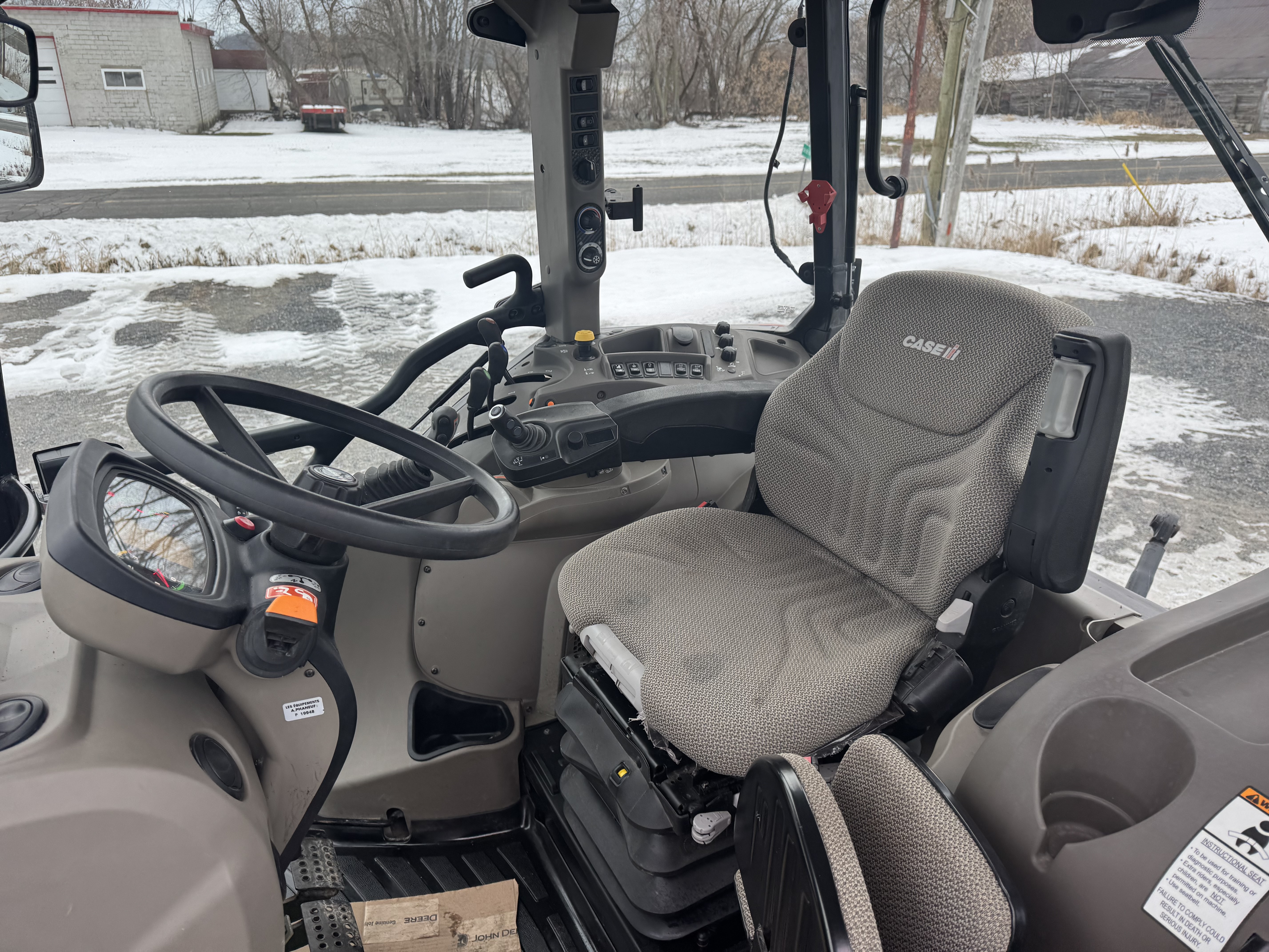Case/IH Farmall 105U