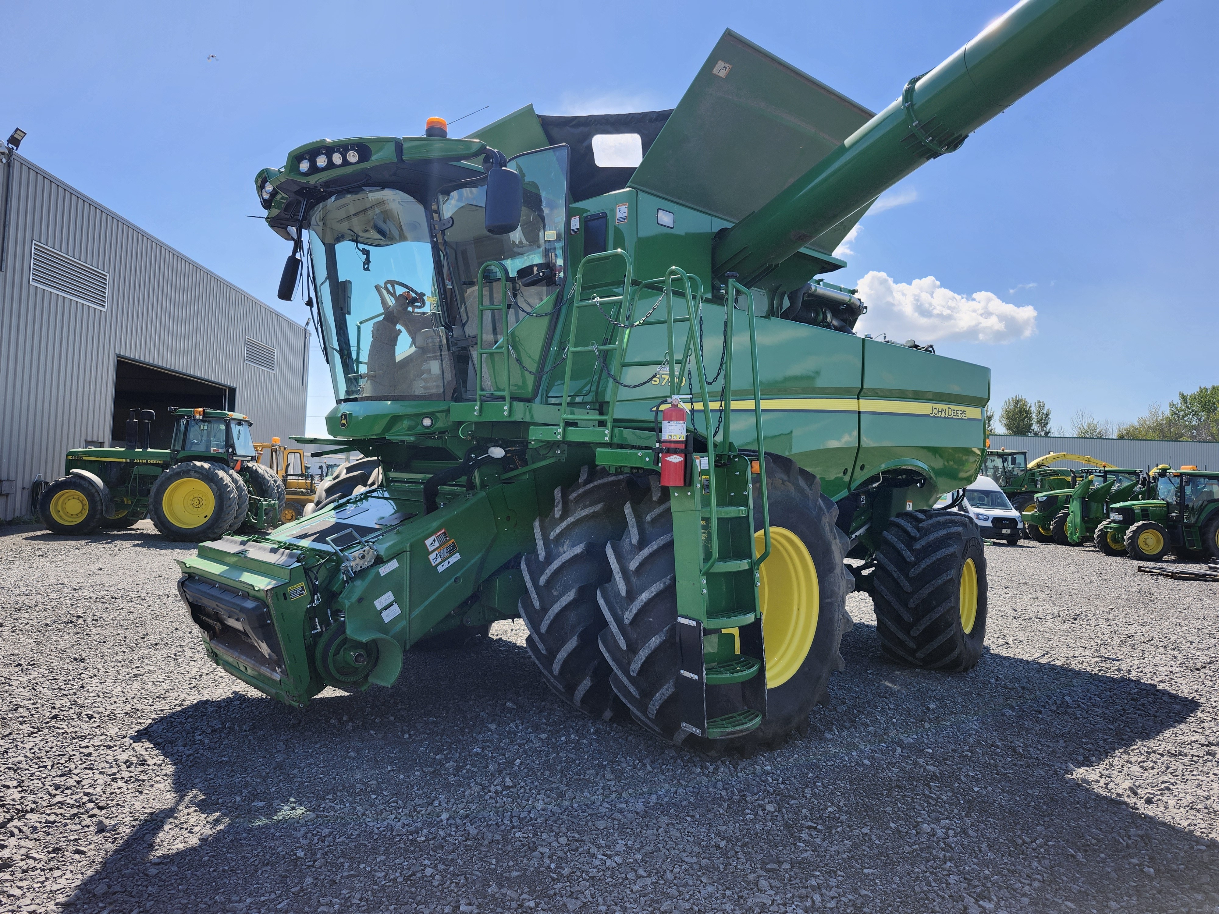John Deere S790