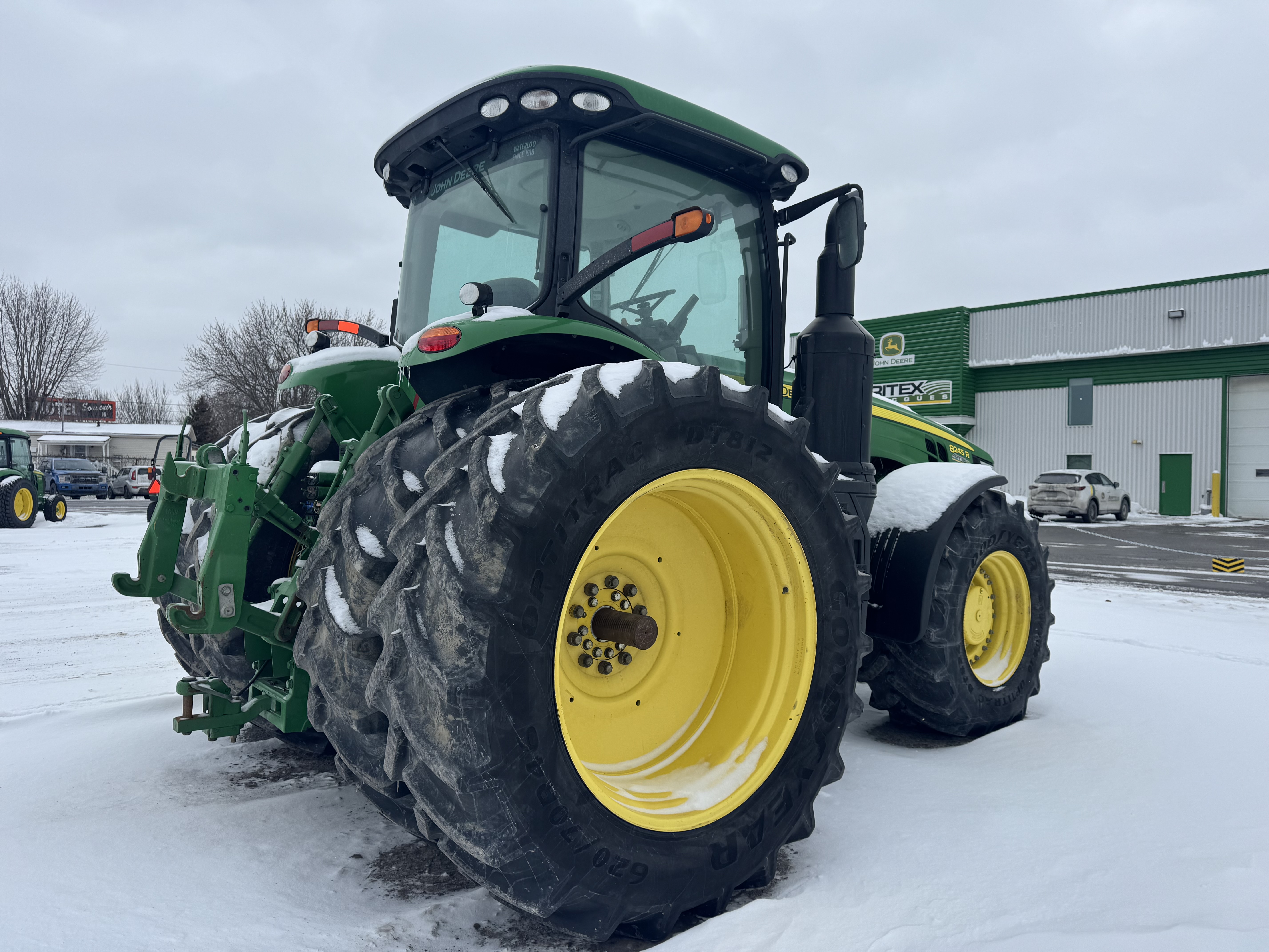 John Deere 8245R