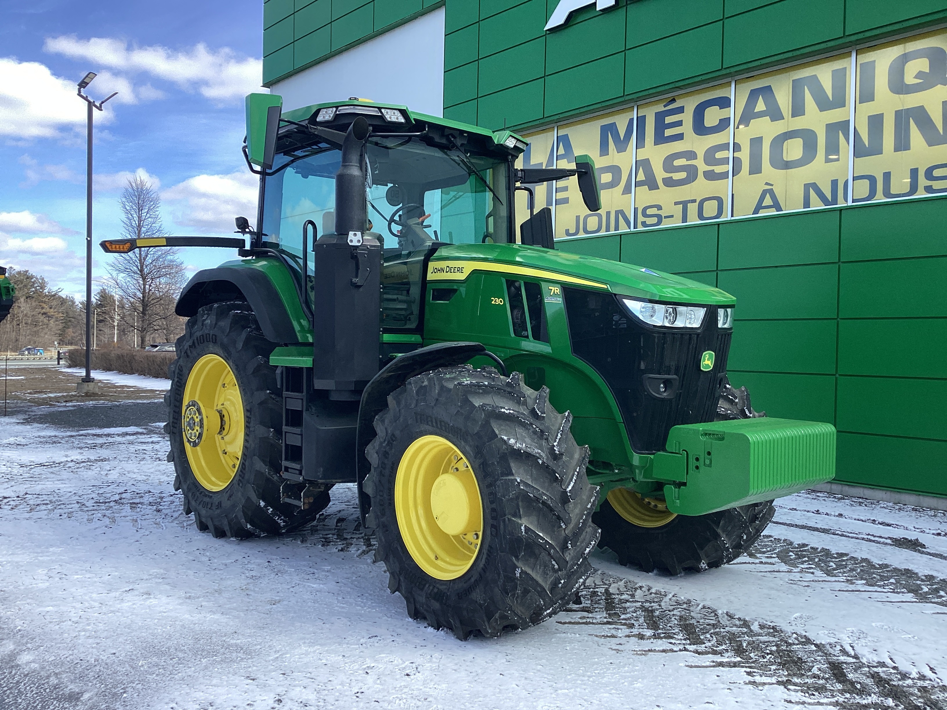 John Deere 7R 230
