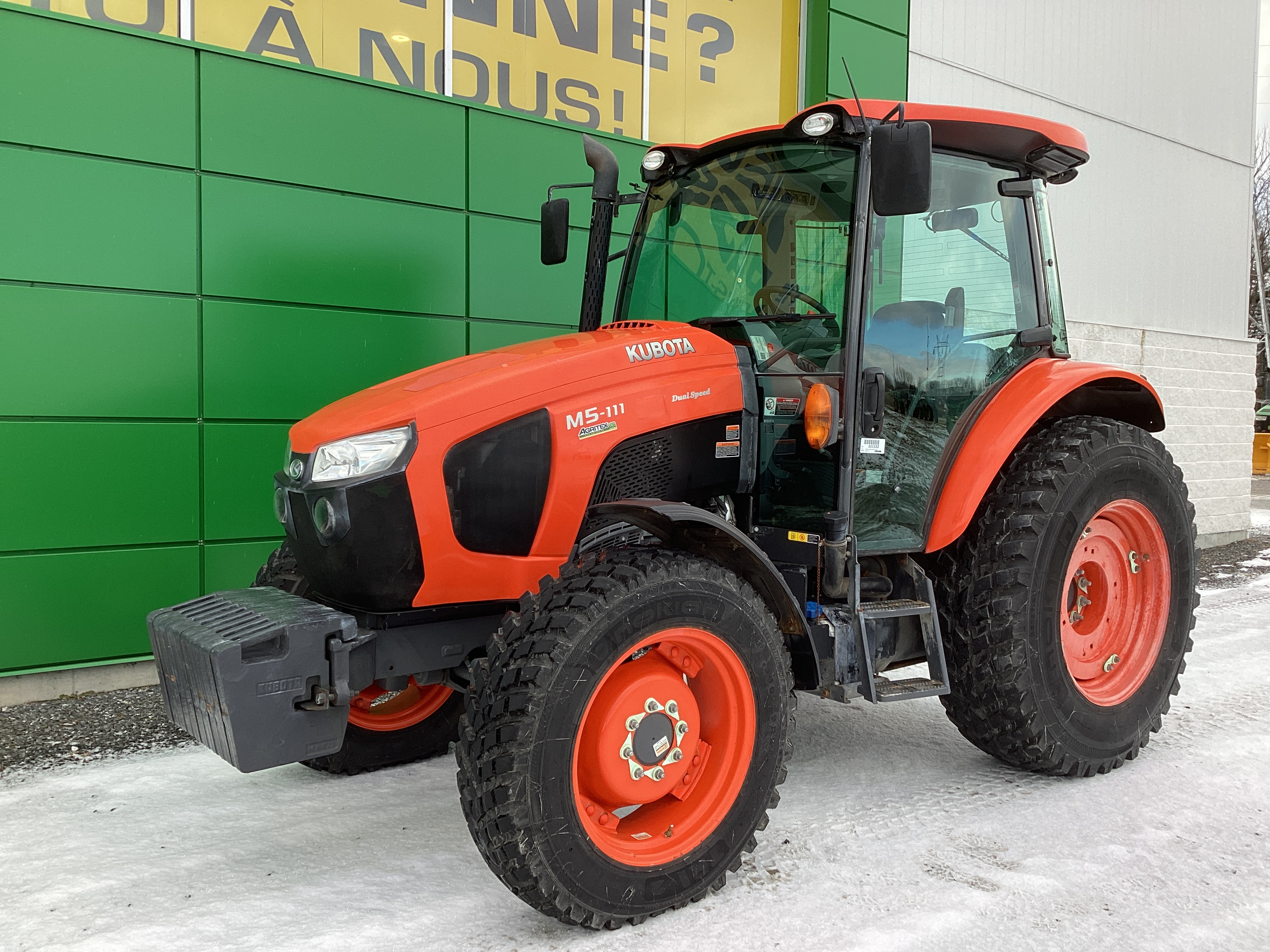 Kubota M5-111 NOKIAN