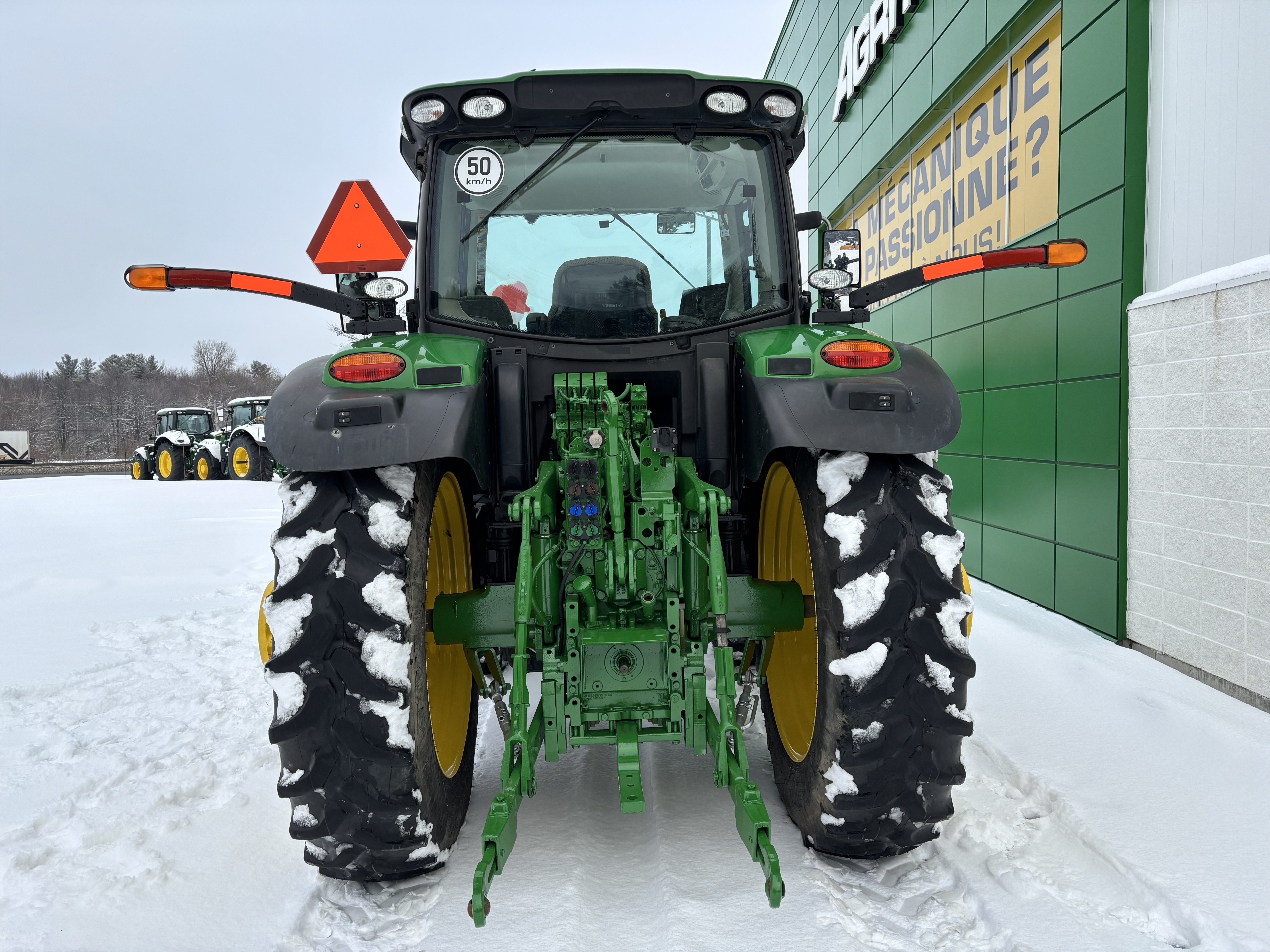 John Deere 6155R FRT HITCH PTO