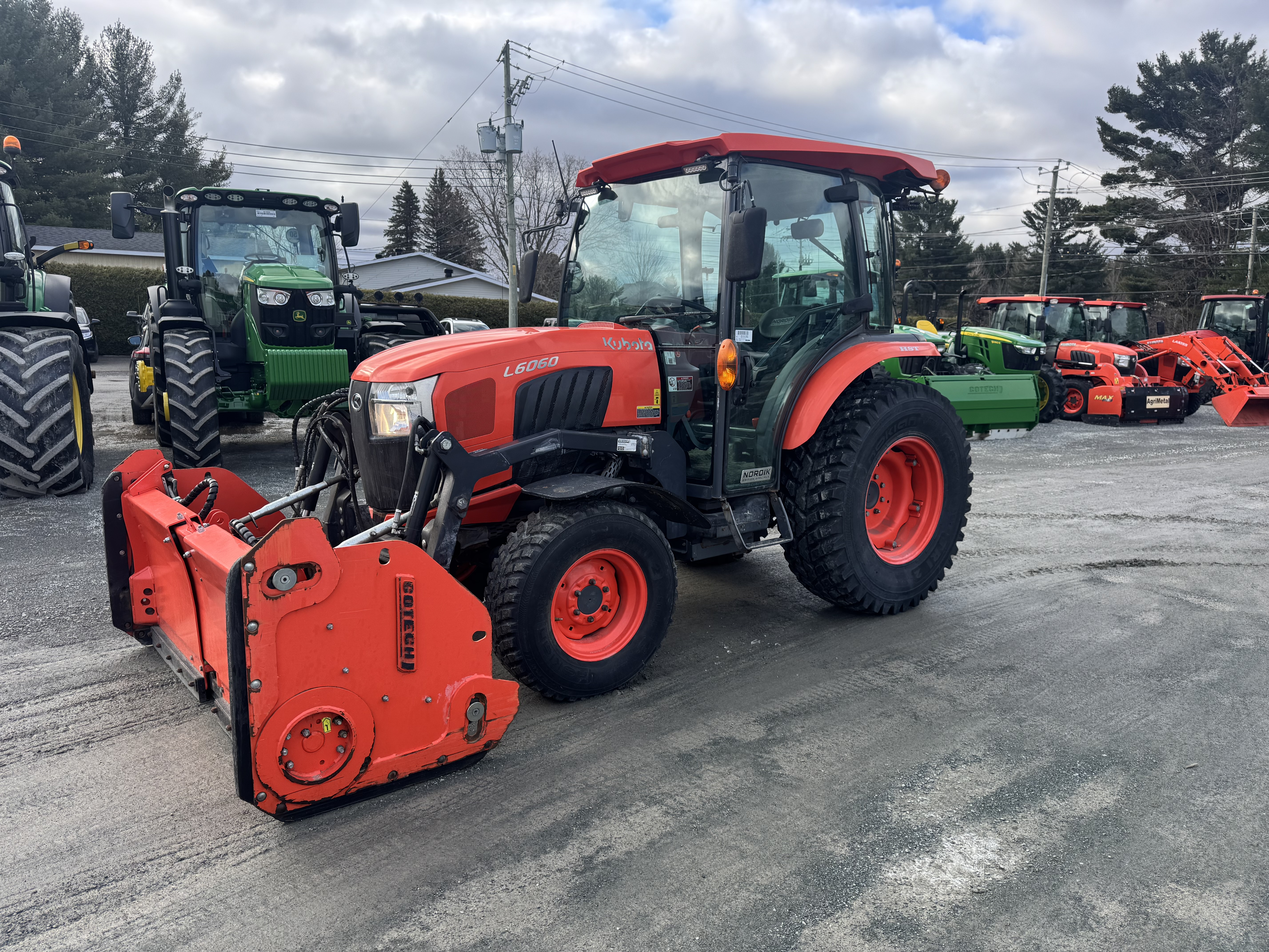 Kubota L6060 GRATTE NOKIAN