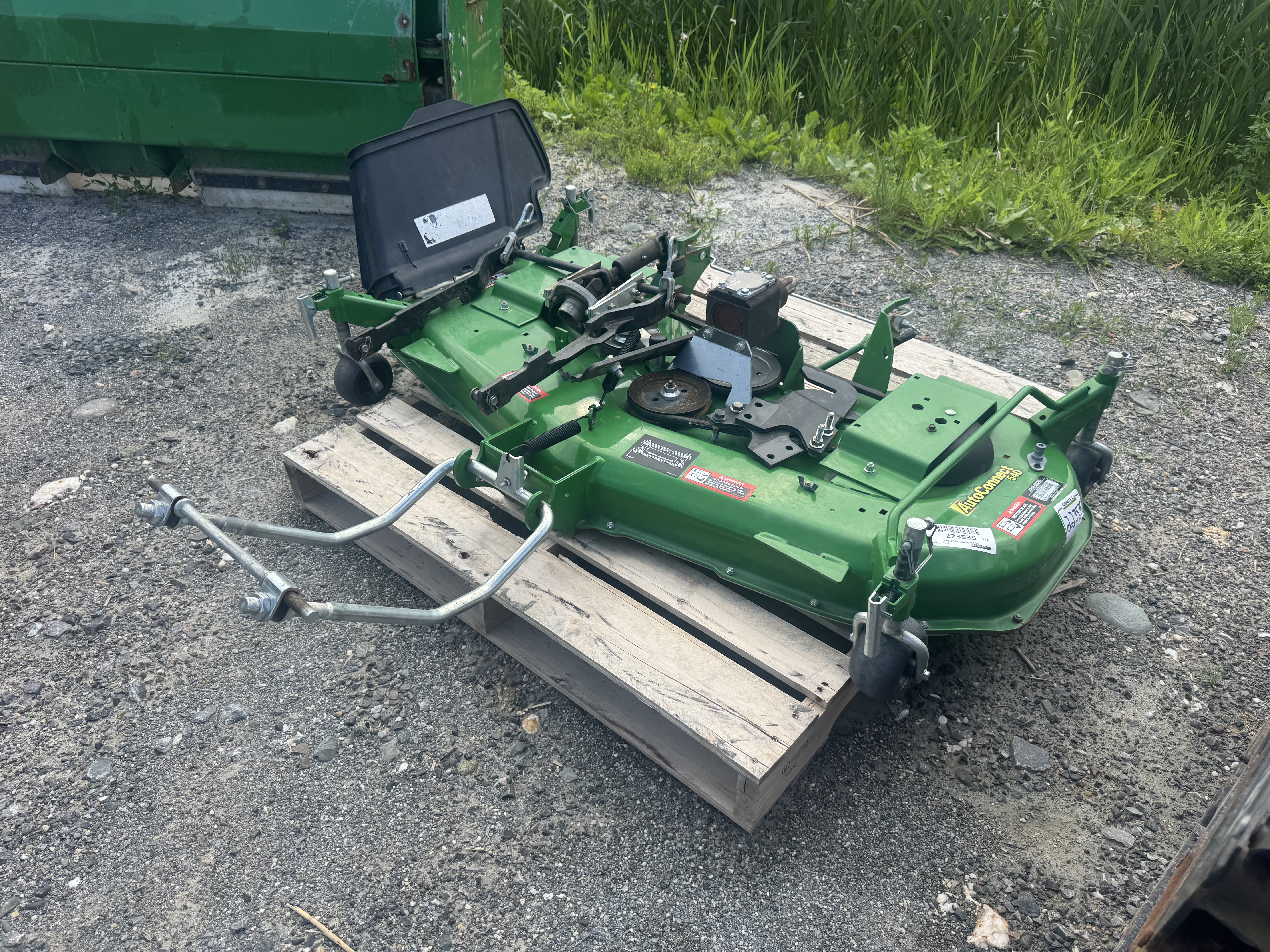 John Deere 54D TONDEUSE (1023E)