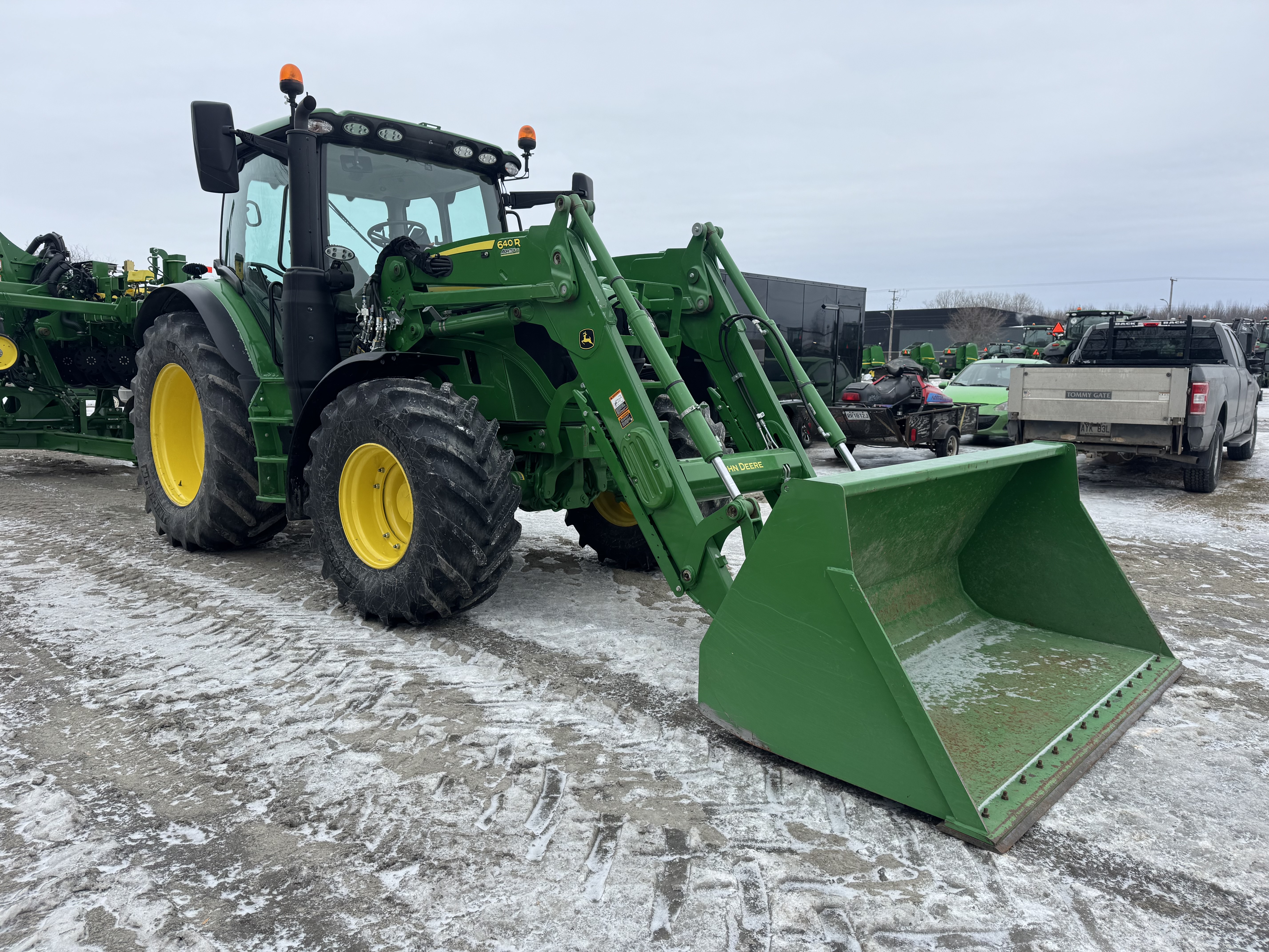 John Deere 6R 110