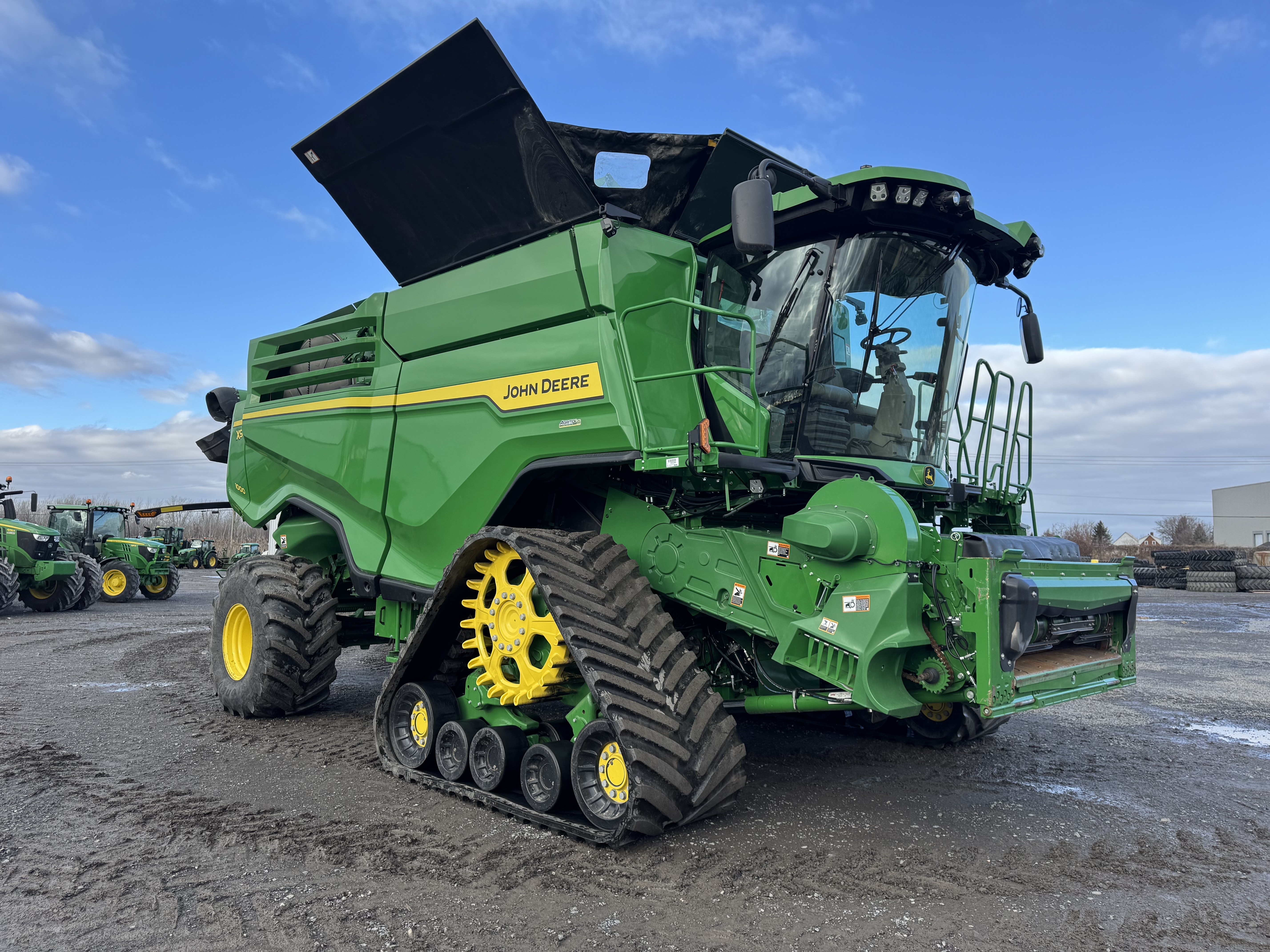 John Deere X9 1000