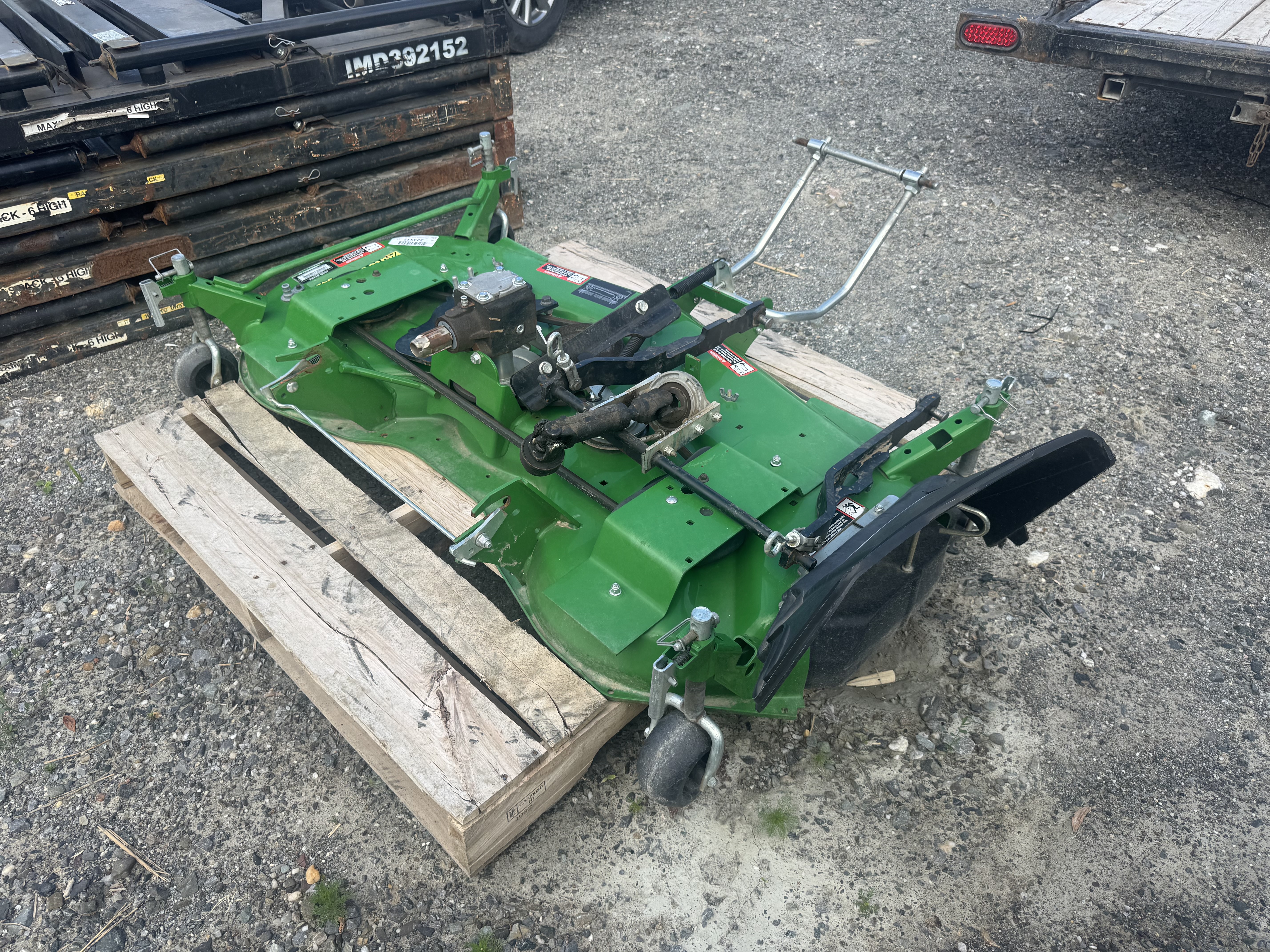 John Deere 54D TONDEUSE (1023E)