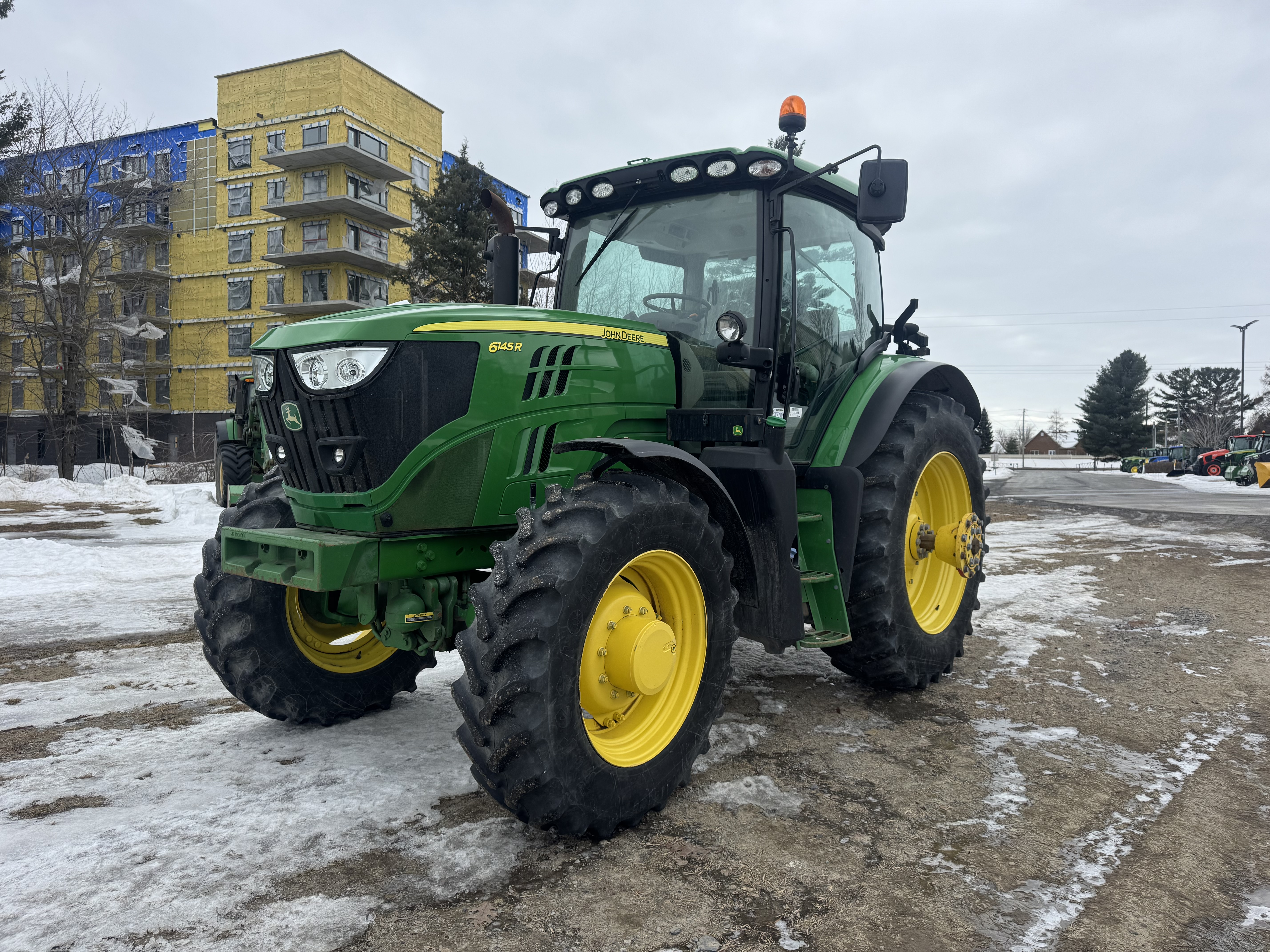 John Deere 6145R