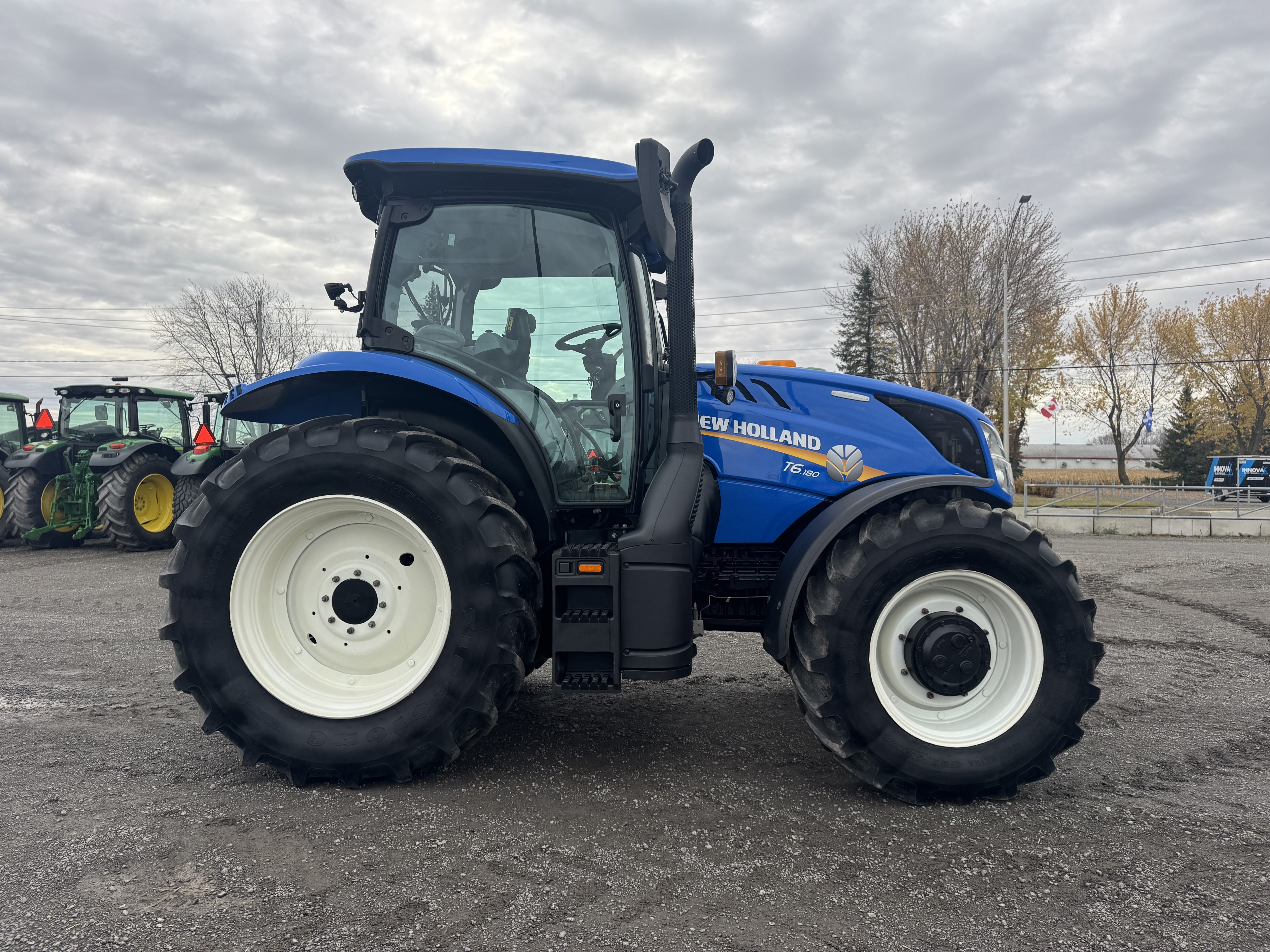 New Holland T6.180