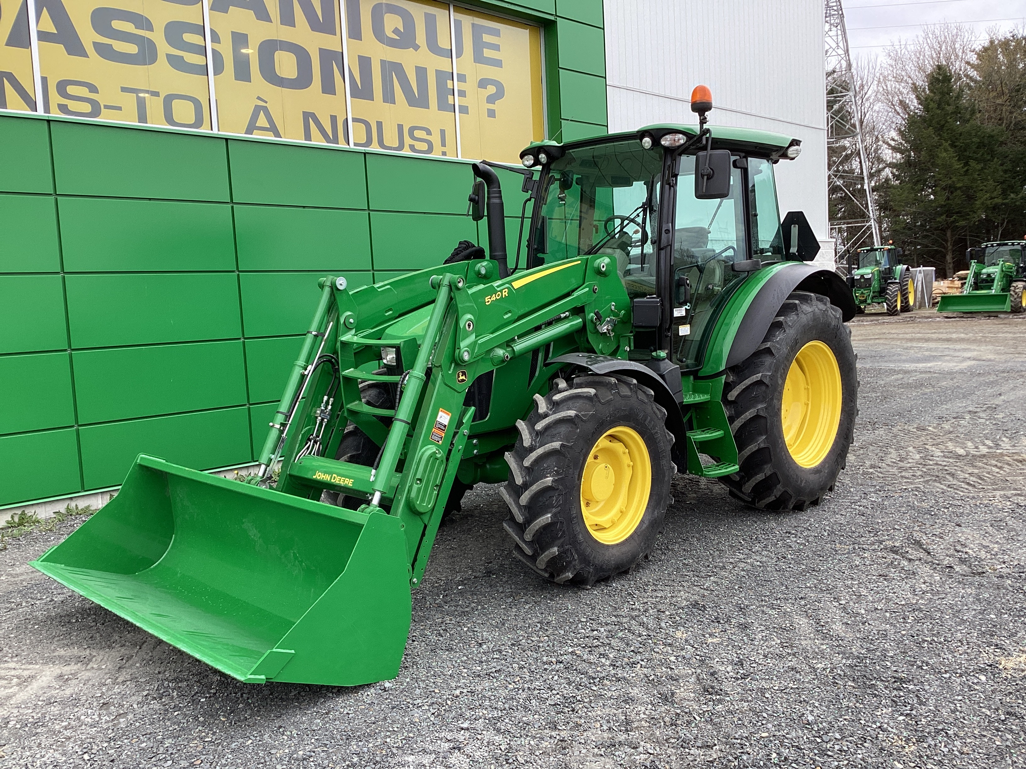 John Deere 5125R