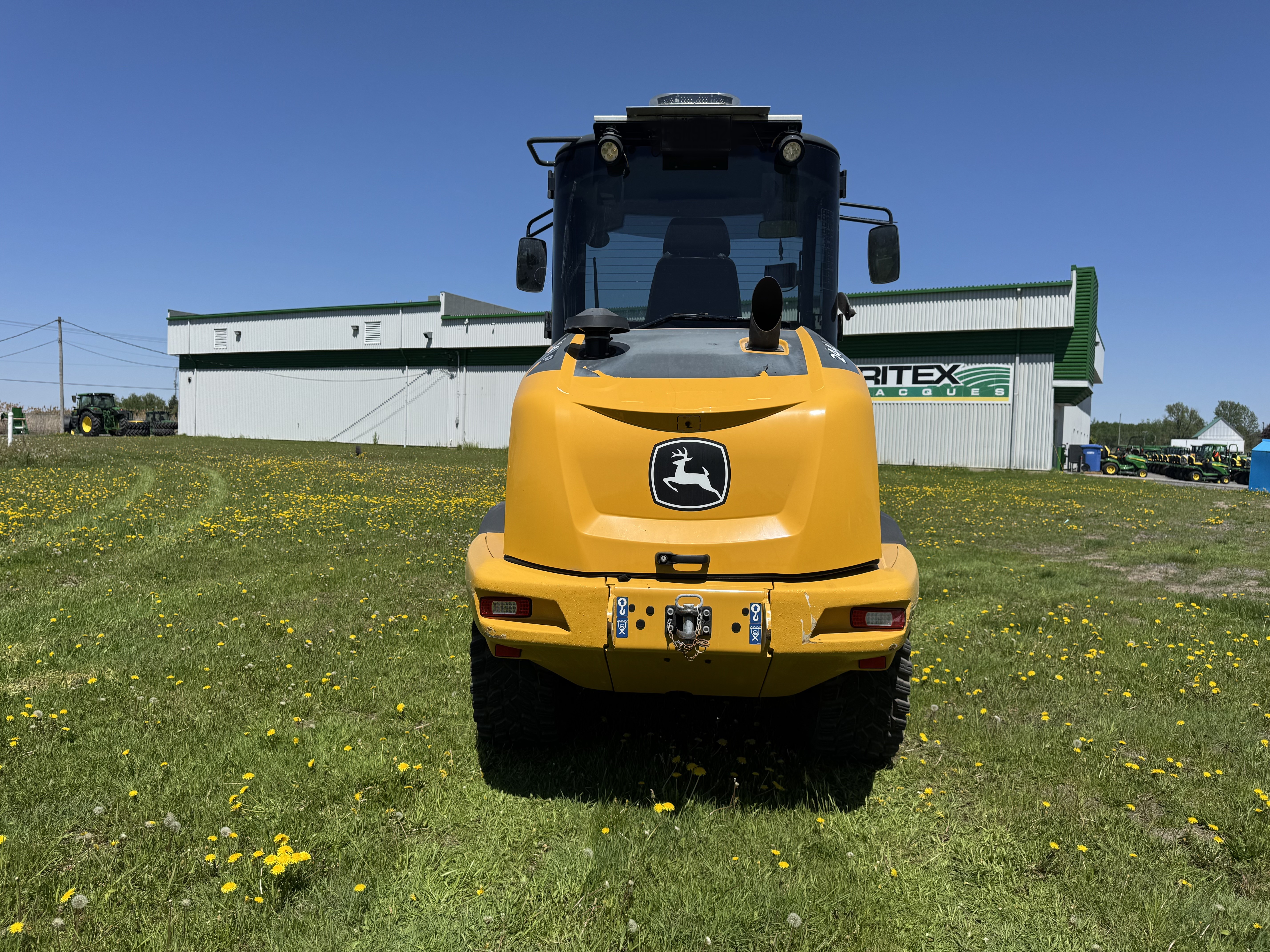 John Deere 244 P