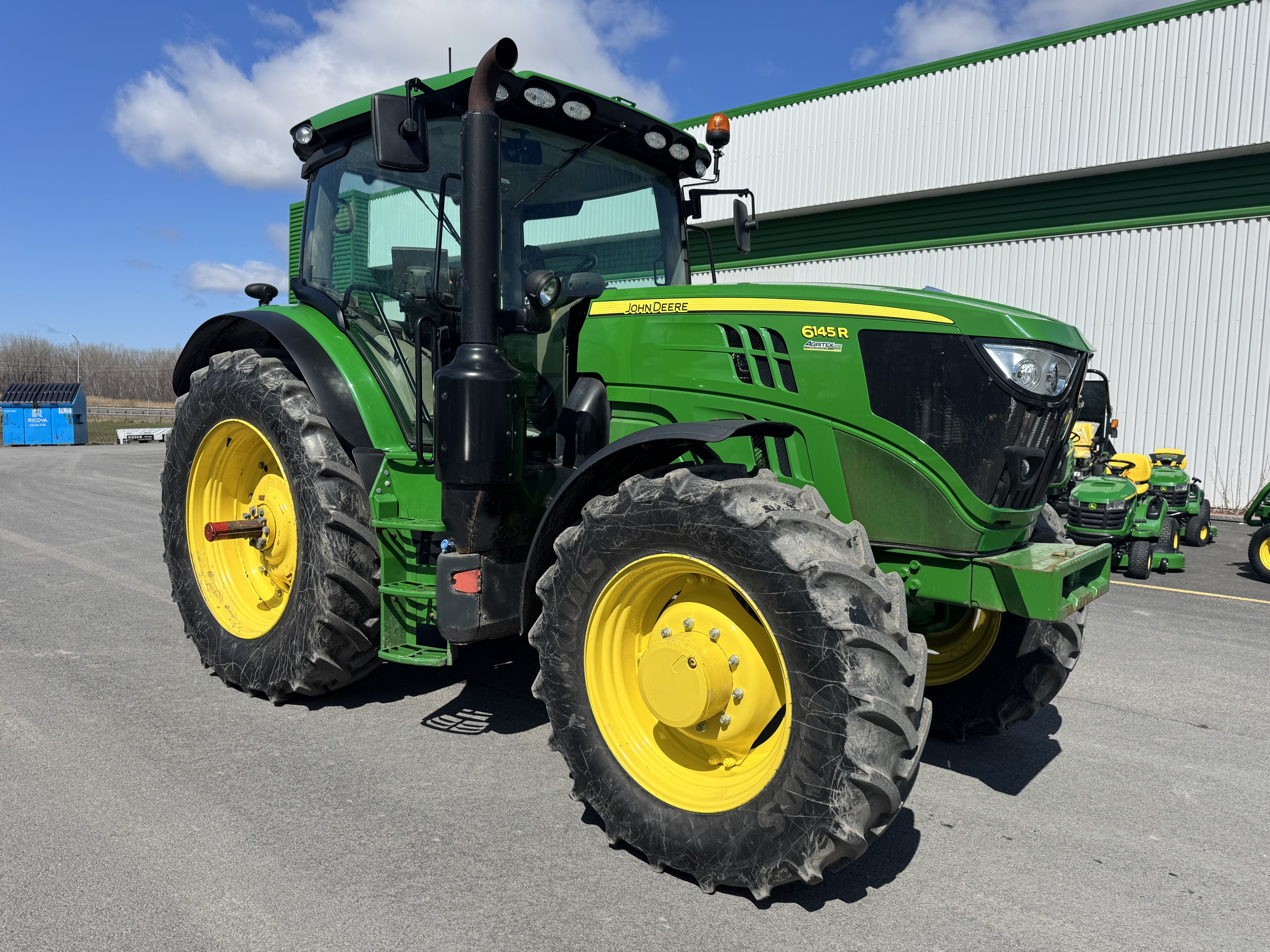 John Deere 6145R 