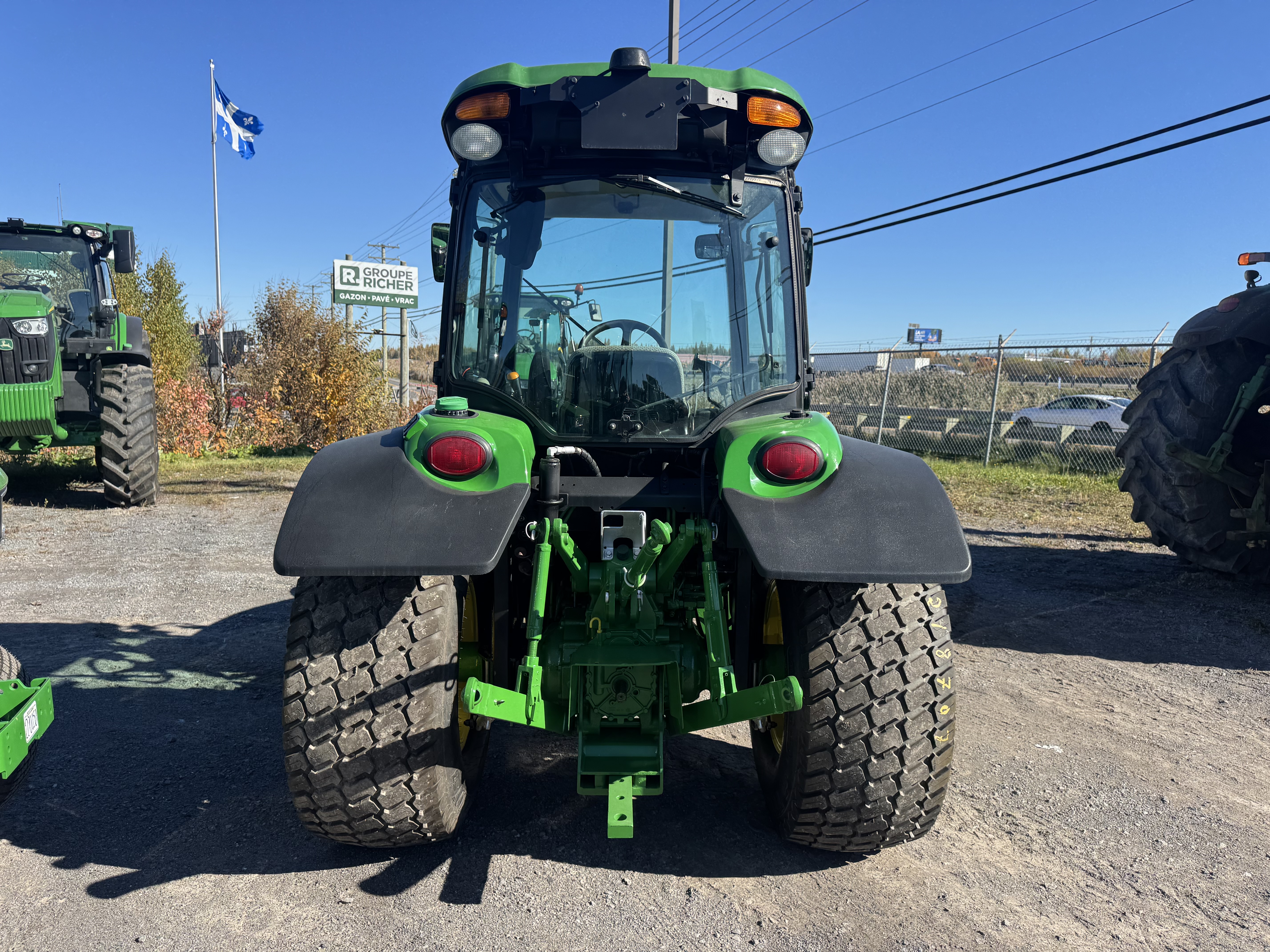 John Deere 4066R TURF JRTX    