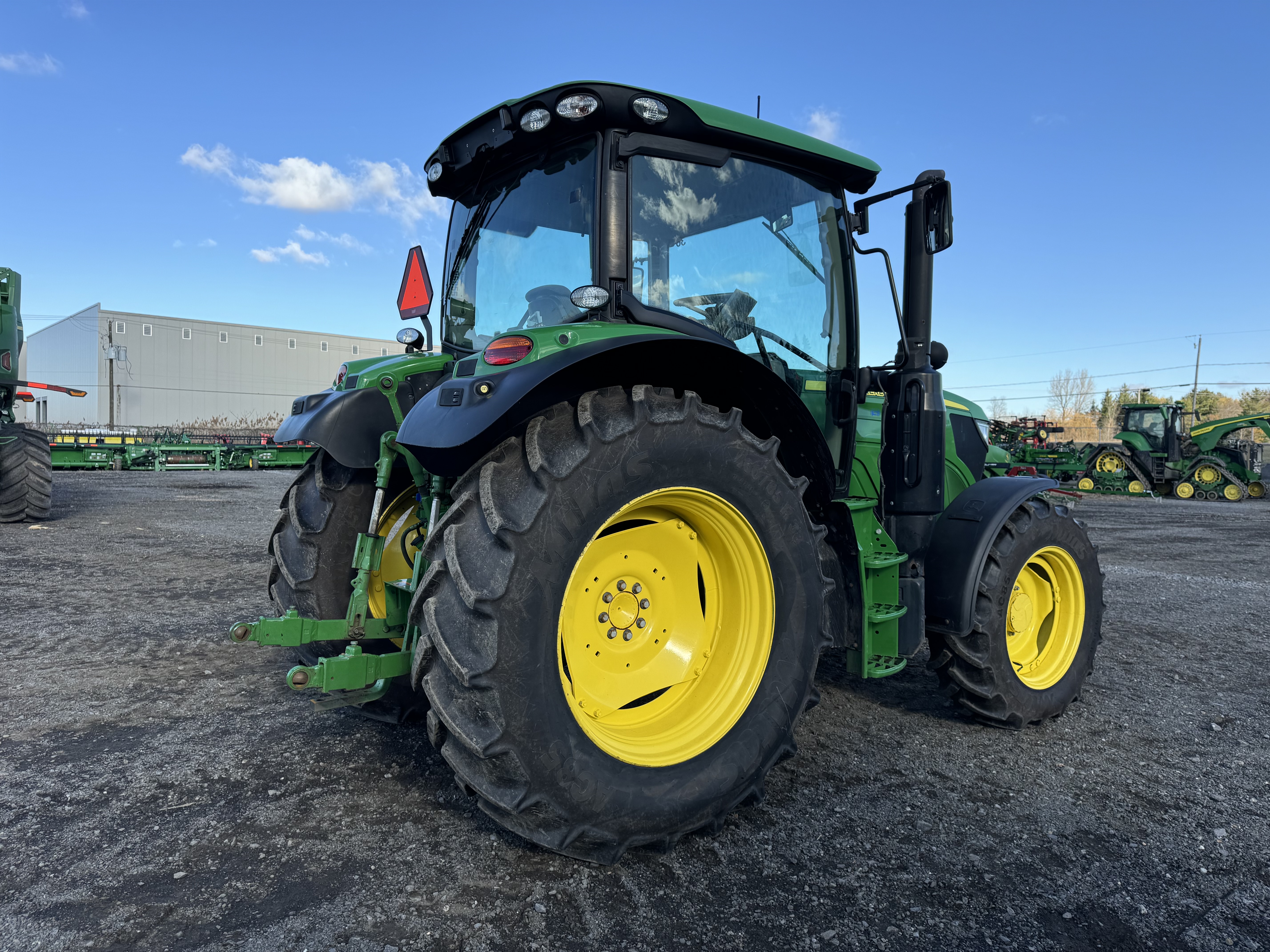 John Deere 6110R