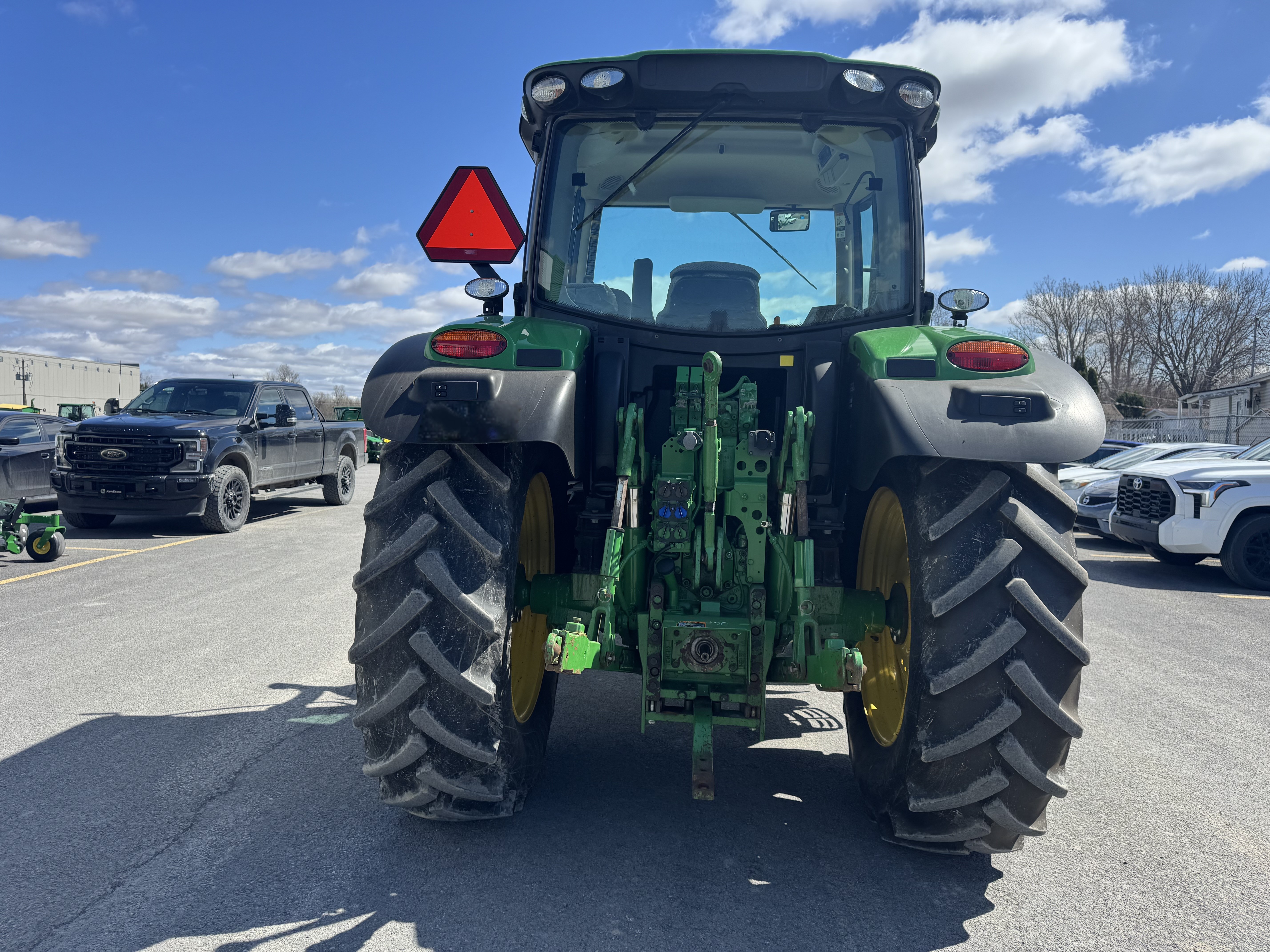 John Deere 6110R